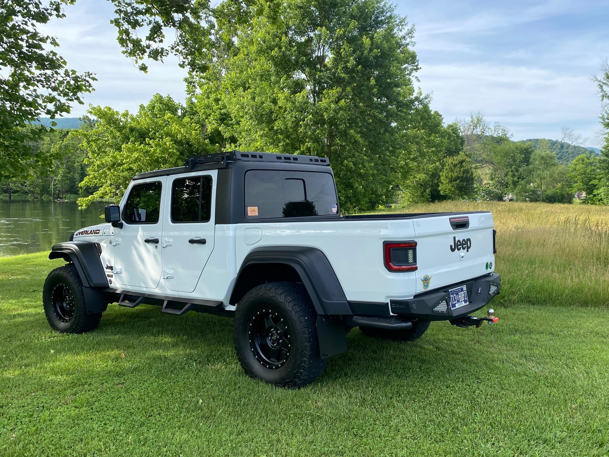 Jeep Gladiator BRIGHT WHITE Gladiator JT Club gladiator5