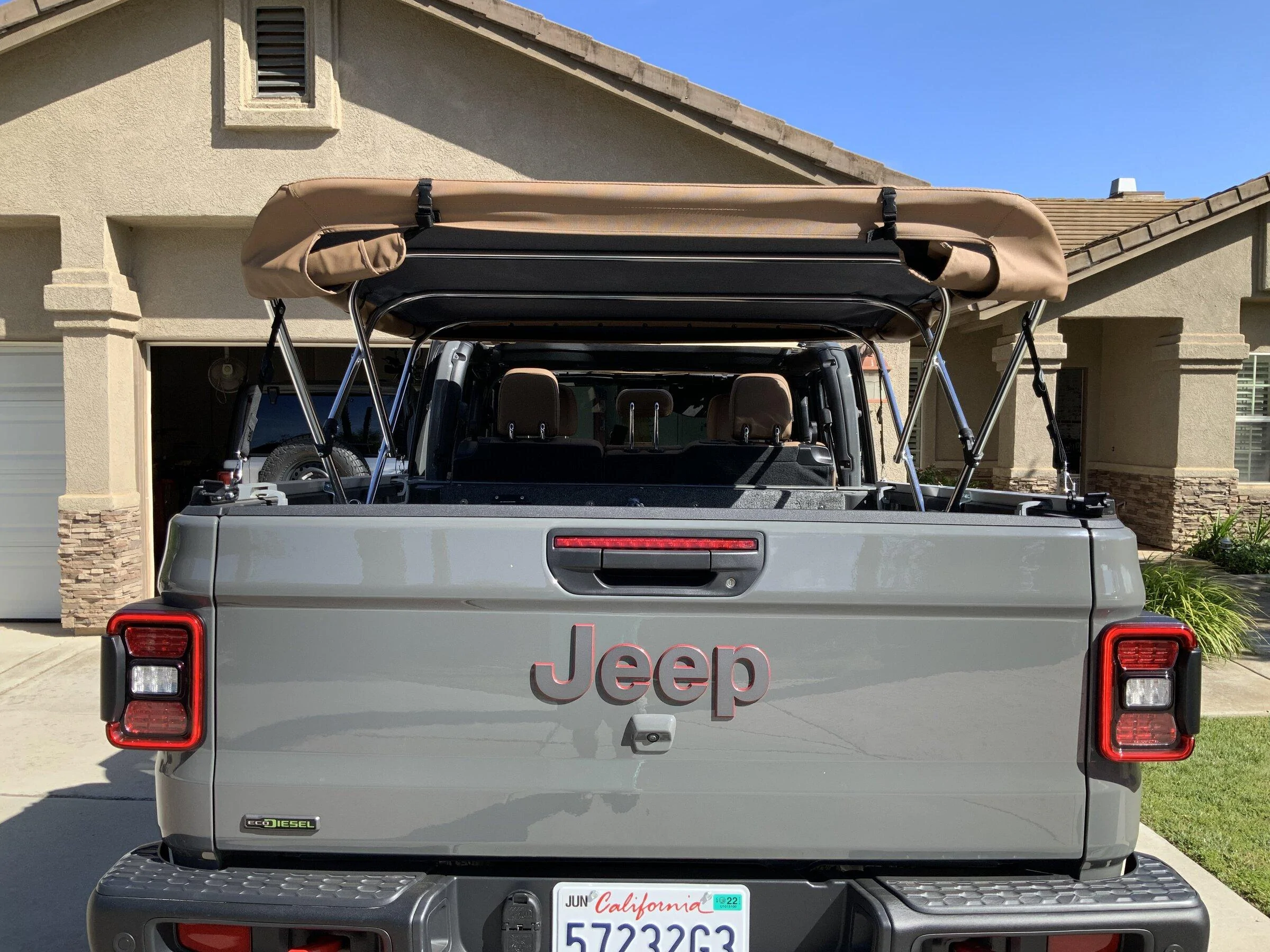 Jeep Gladiator Softopper safari F69C00DC-CDE8-4EAD-8F06-A16672268FA2