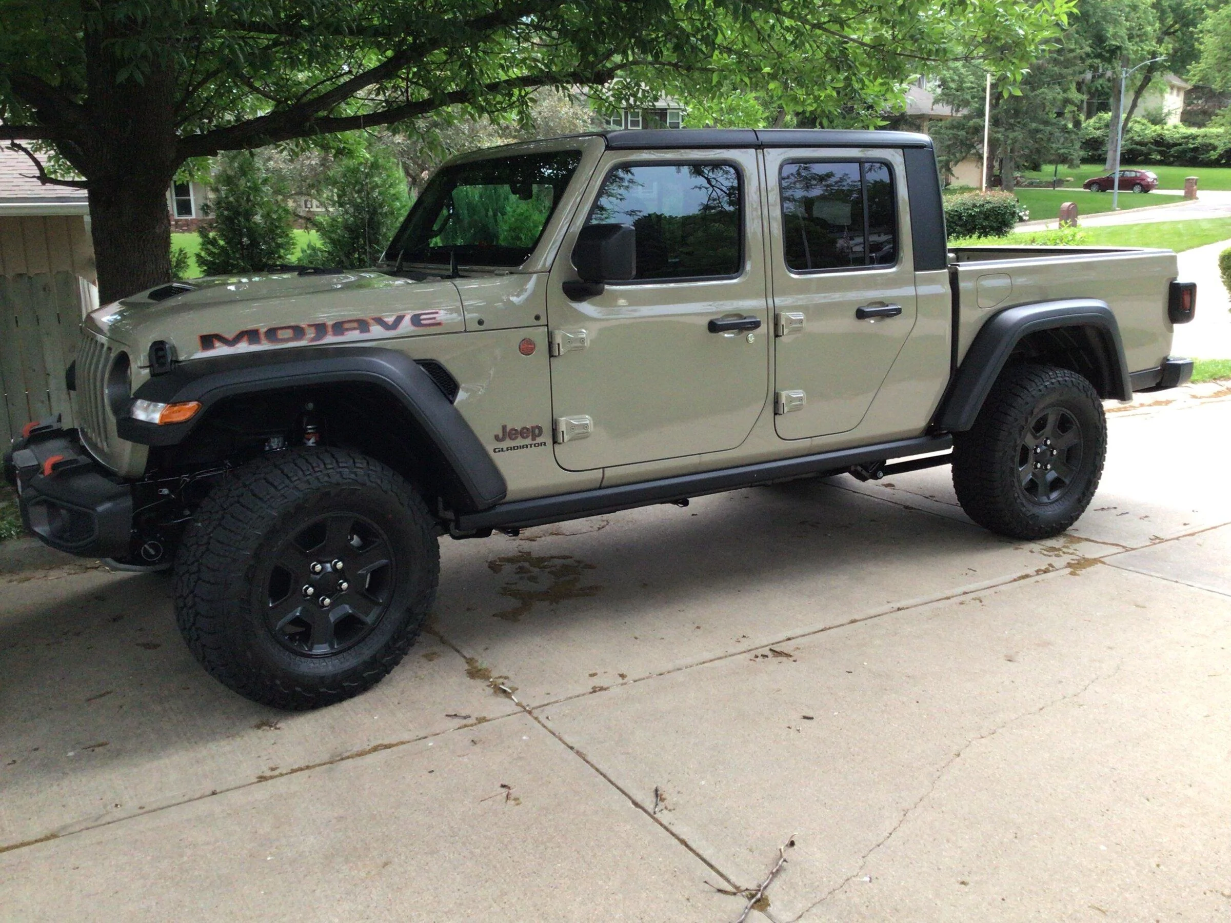 Jeep Gladiator Gobi Gladiators Waiting Room 4802DBDF-0651-4D07-9E00-7F3BB974E7A9