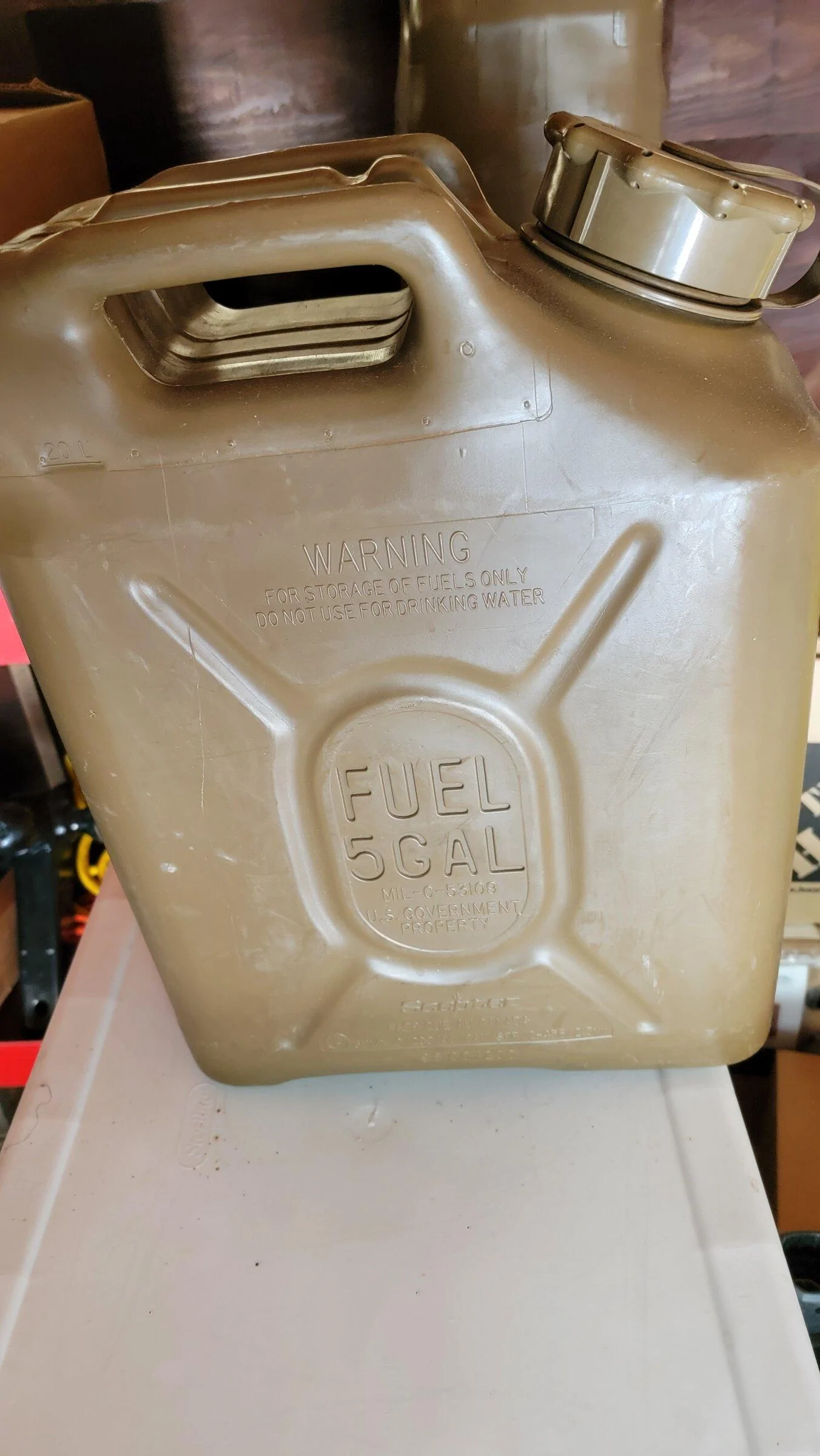 Jeep Gladiator ARB RK9 Premium Recovery Kit, Scepter fuel and water containers, Portable Compressor Misc. recover gear. 20220603_124152