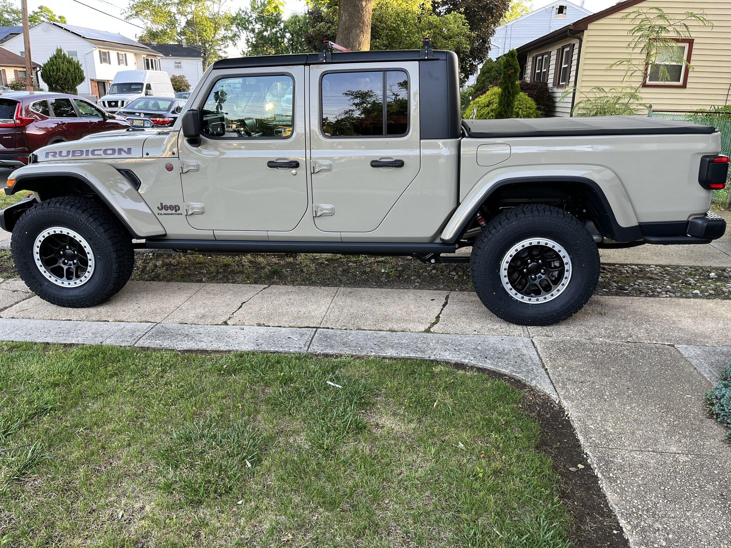 Jeep Gladiator Walmart sale 315/70r17- No longer on sale... 29790E2E-F232-4FA2-B034-0C891954F0C4