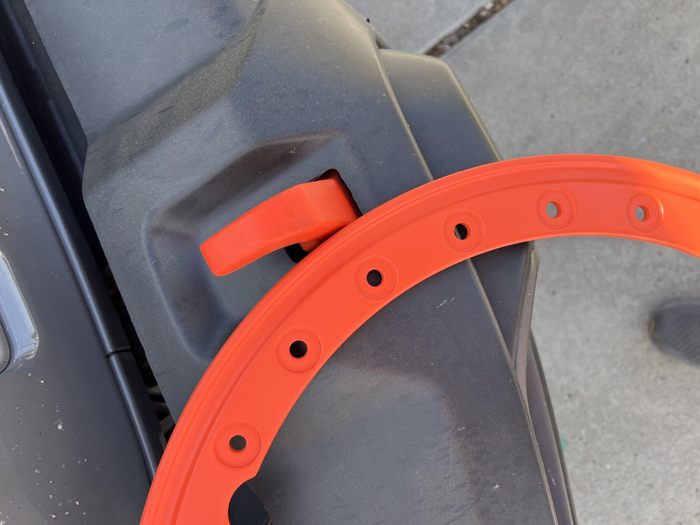 Jeep Gladiator Mojave orange mods 49631E77-8FCC-410B-86F5-70A878BBBF07