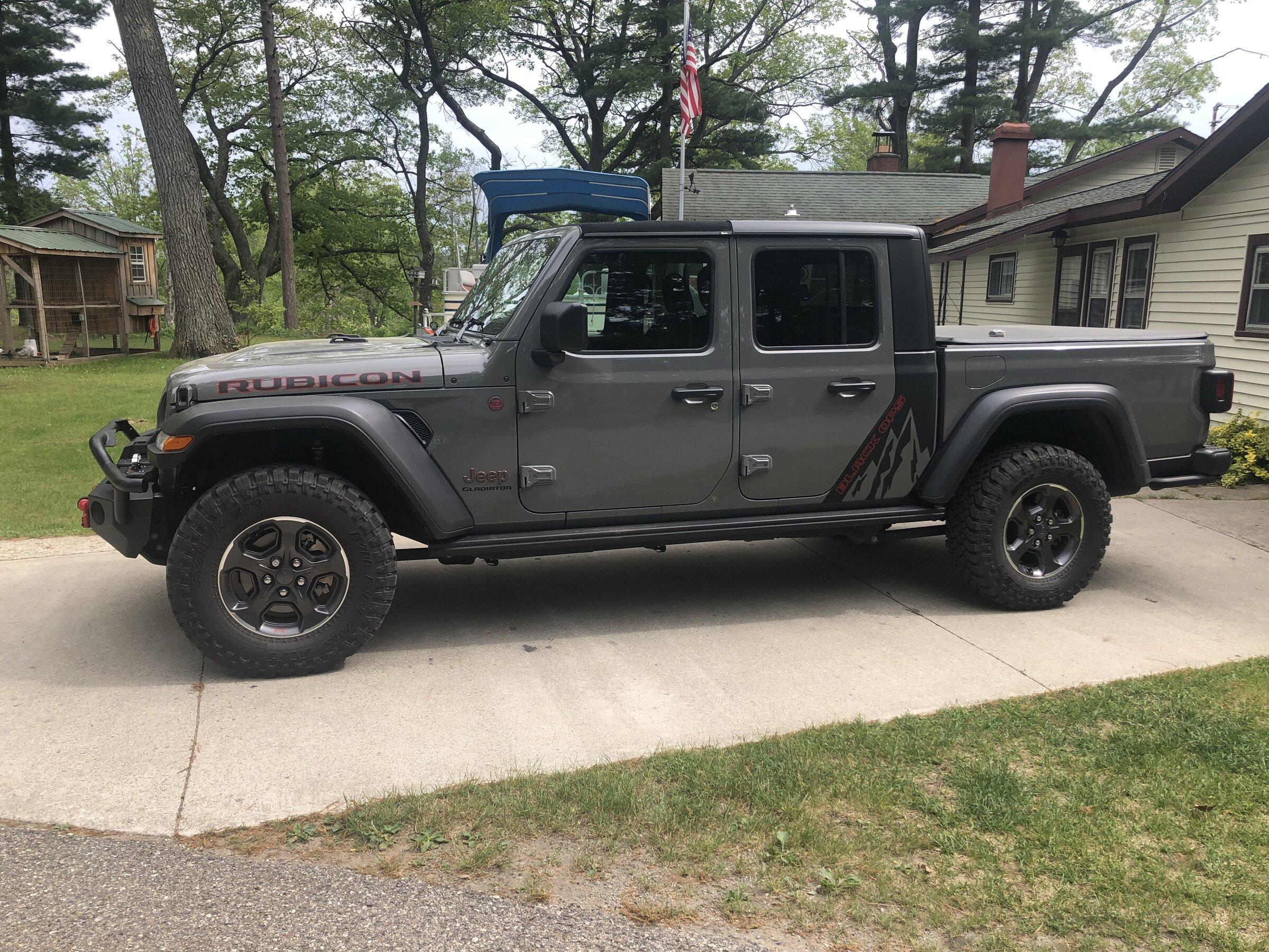 Jeep Gladiator New Apex 12K Harbor Freight winch Install 25E0DAF6-DBBB-4678-9AC8-F539403284FC