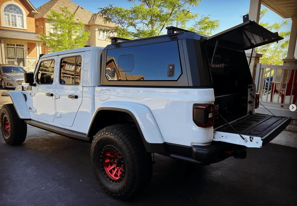 Jeep Gladiator BRIGHT WHITE Gladiator JT Club 1654465601910