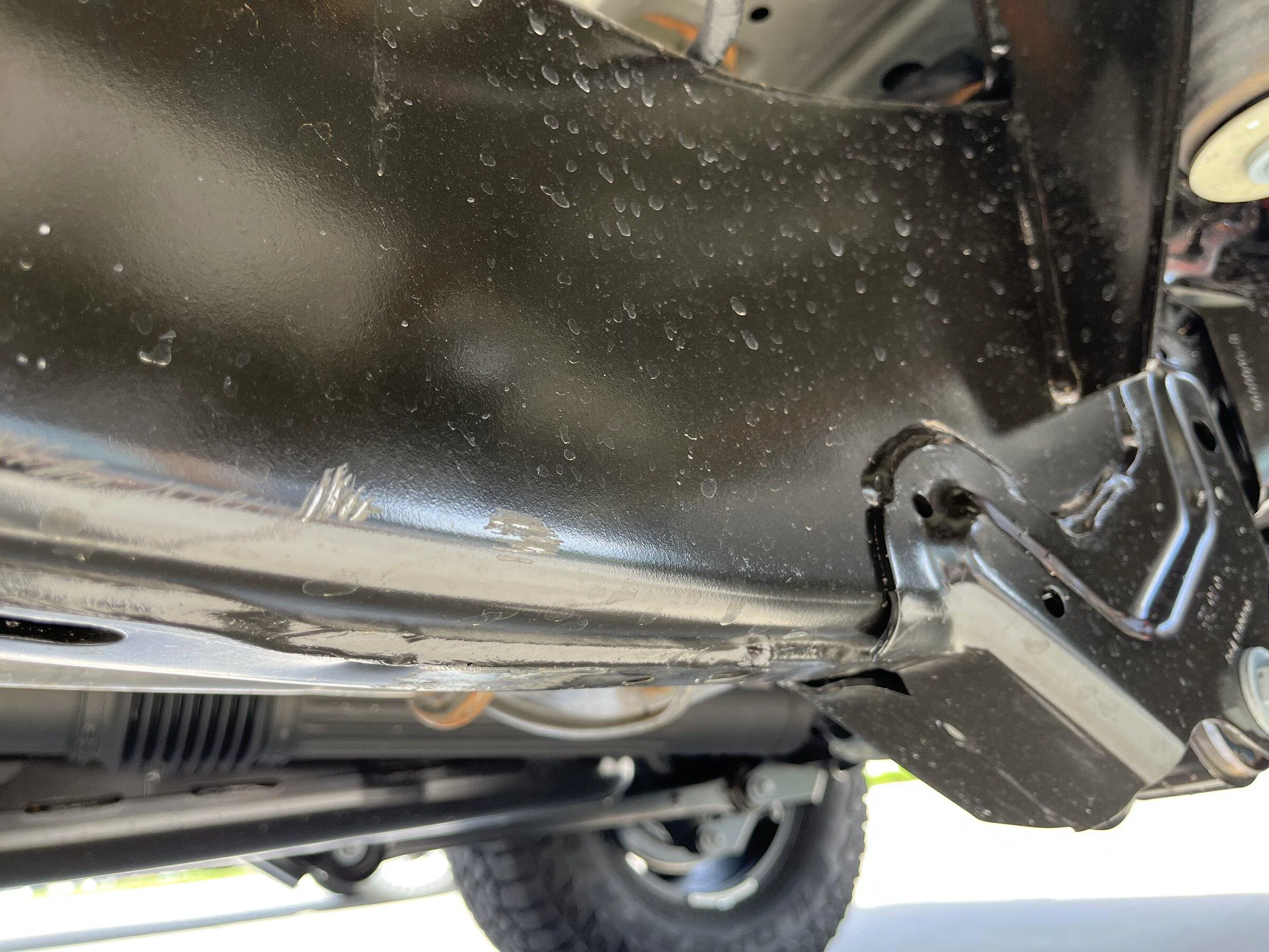 Jeep Gladiator Anyone seen frame scratches and cracked weld paint on new Gladiators? 1AE0F9EB-A9E9-43B9-A289-A3D586DB9E79