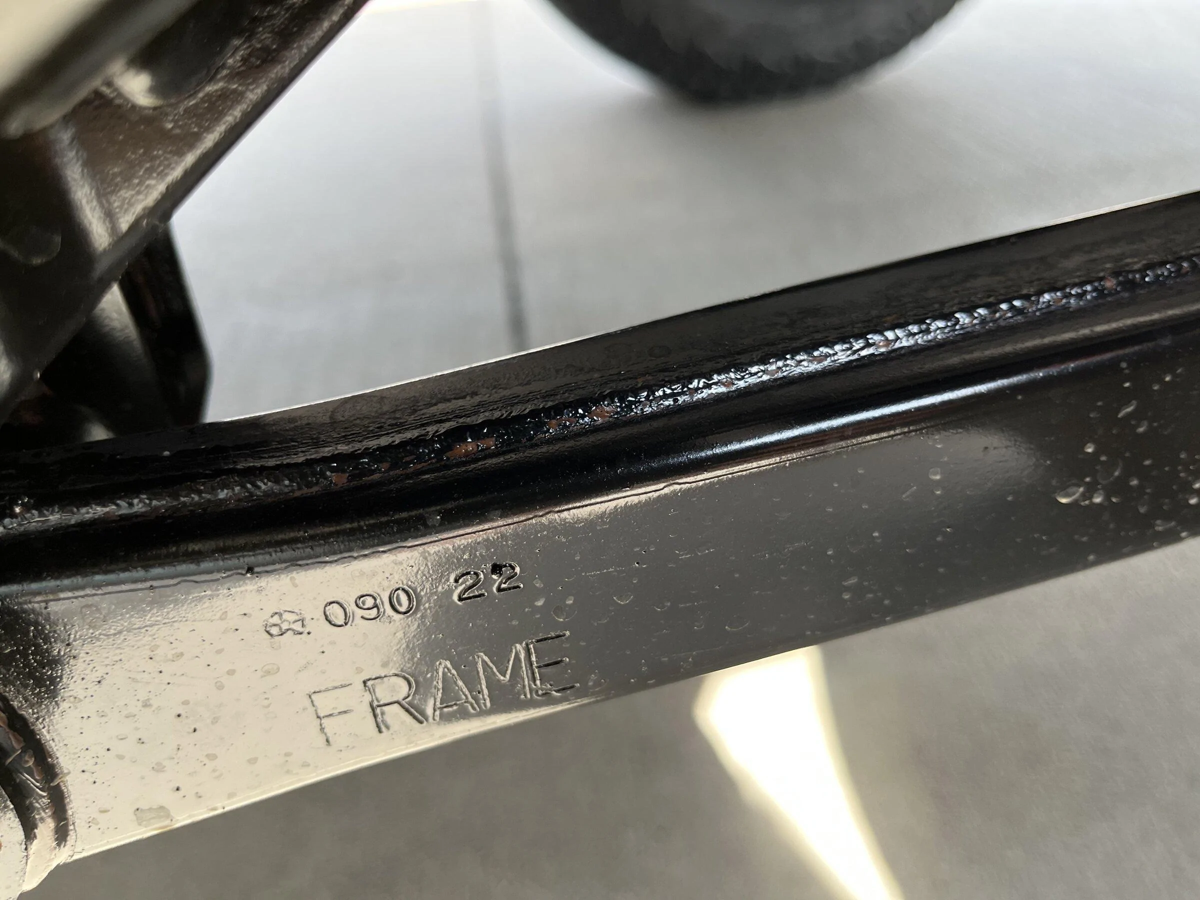 Jeep Gladiator Anyone seen frame scratches and cracked weld paint on new Gladiators? D5BFE7C7-8F80-4AF7-BEAB-7E1F837D218A