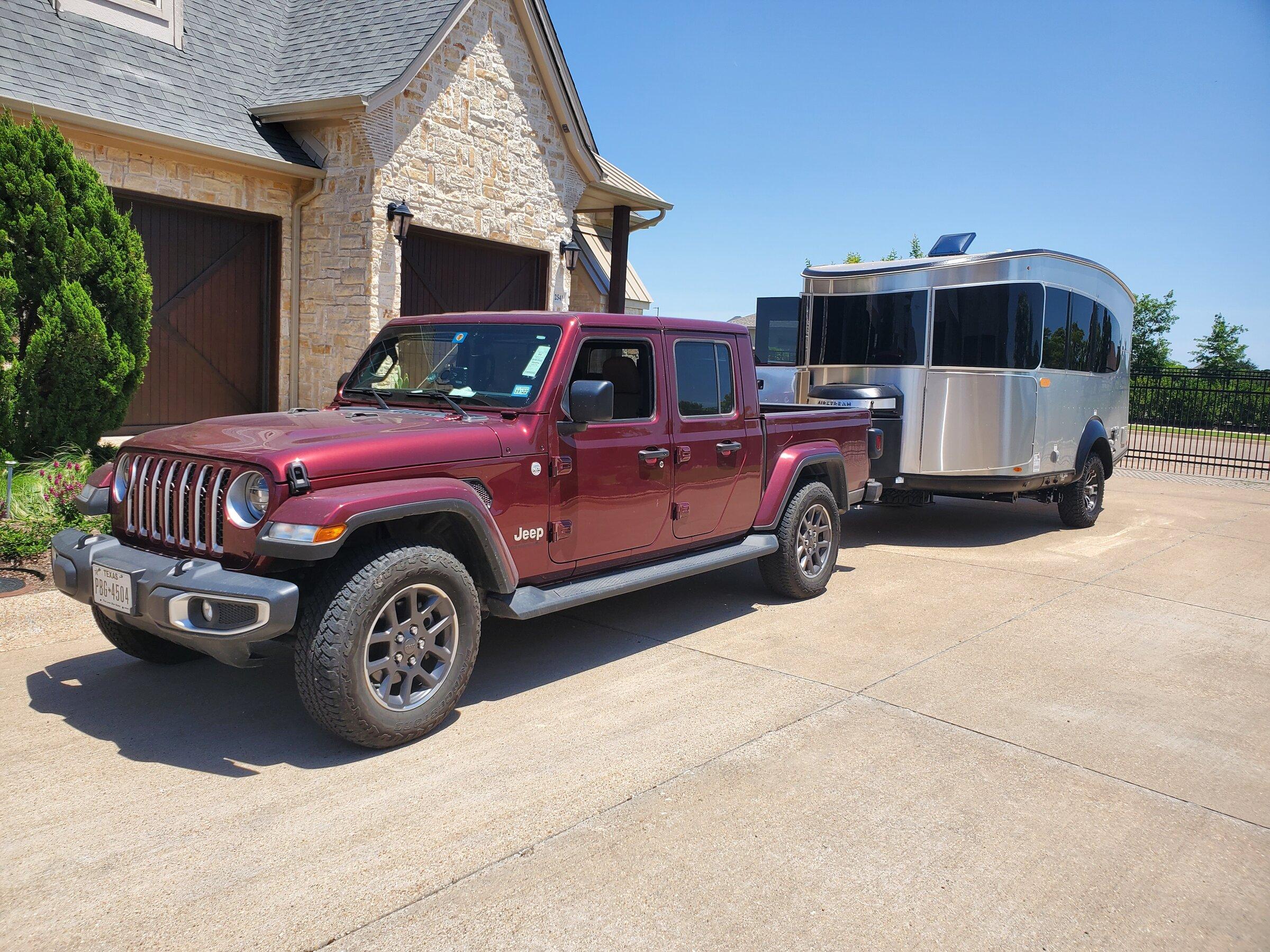 Jeep Gladiator So, what is everybody towing? 20220605_140900