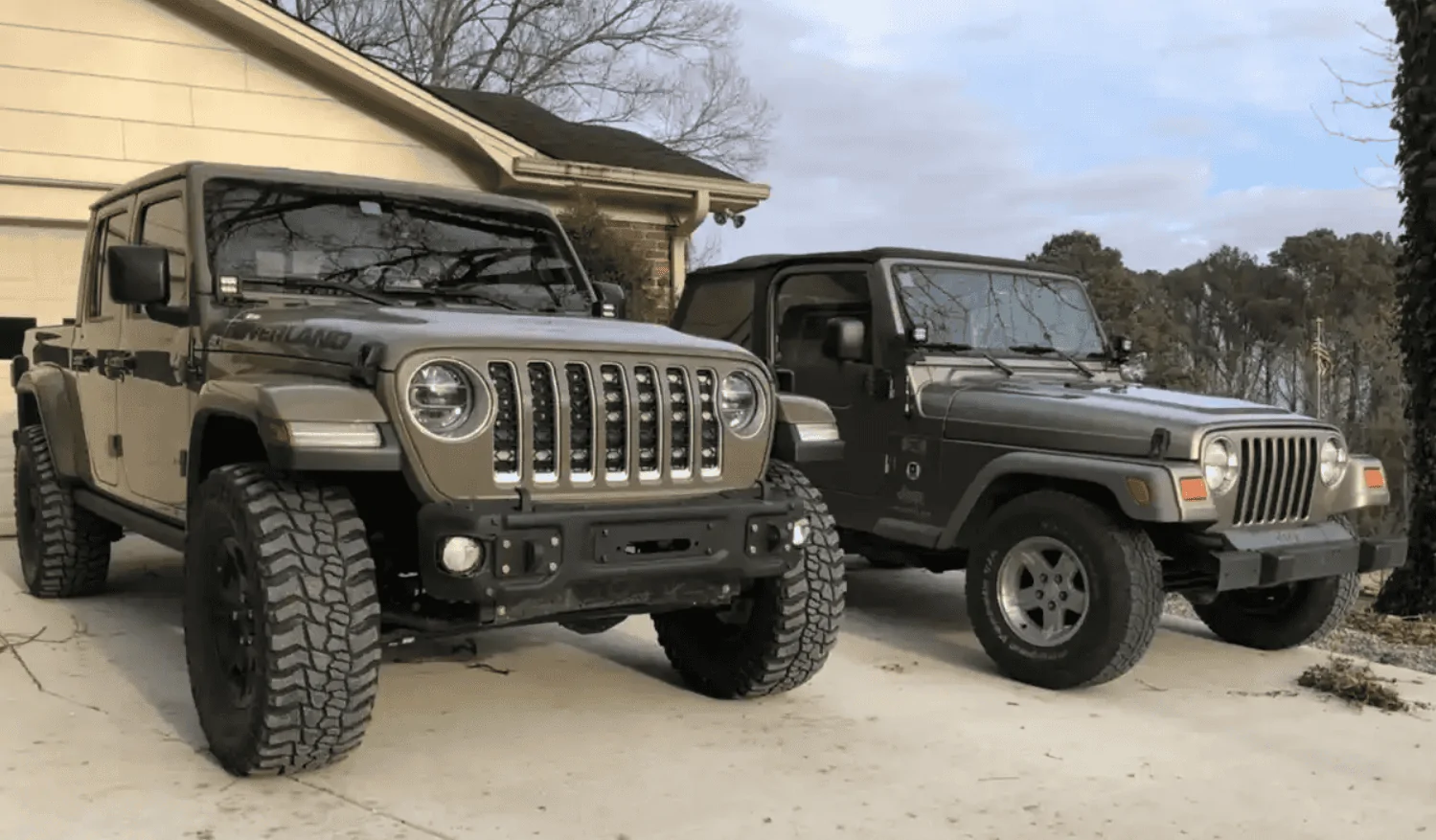 Jeep Gladiator Do you regret NOT buying a Mojave? 1654548968499