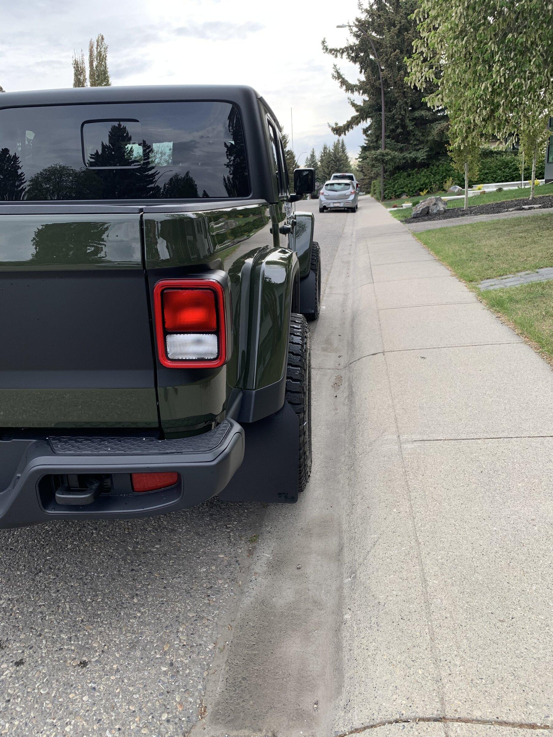 Jeep Gladiator SHOW ME YOUR WHEELS! 3BBA15D8-7F27-4F42-8EB7-95B404AC2F69