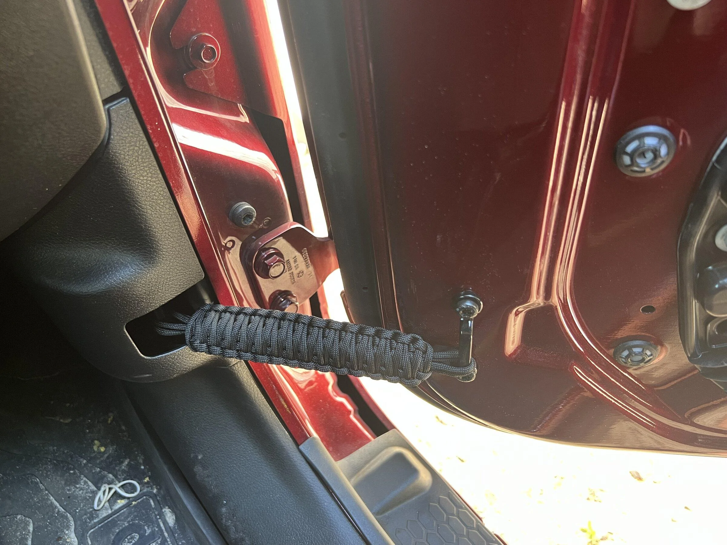 Jeep Gladiator De-Power door and installing Paracord door straps IMG_1371