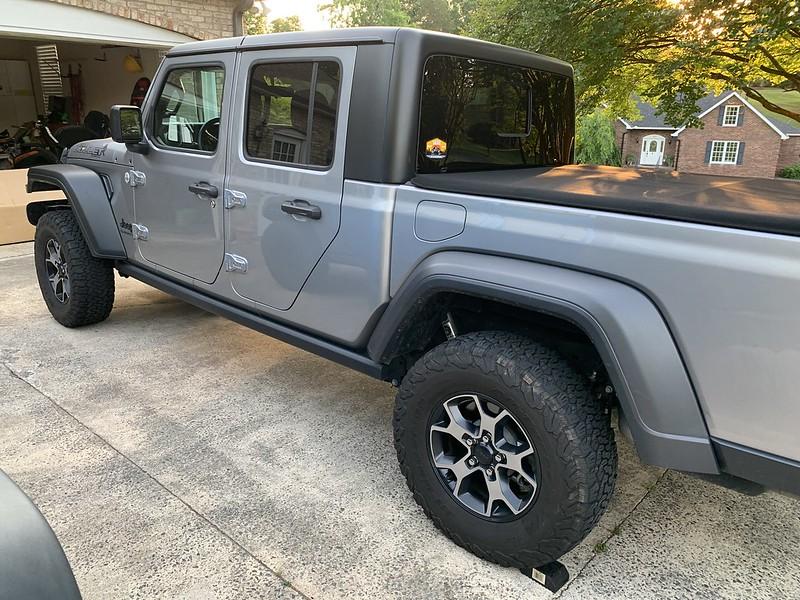 Jeep Gladiator Those Who Swapped to Rubicon Shocks/Springs 52129333359_a931f6fcc9_c