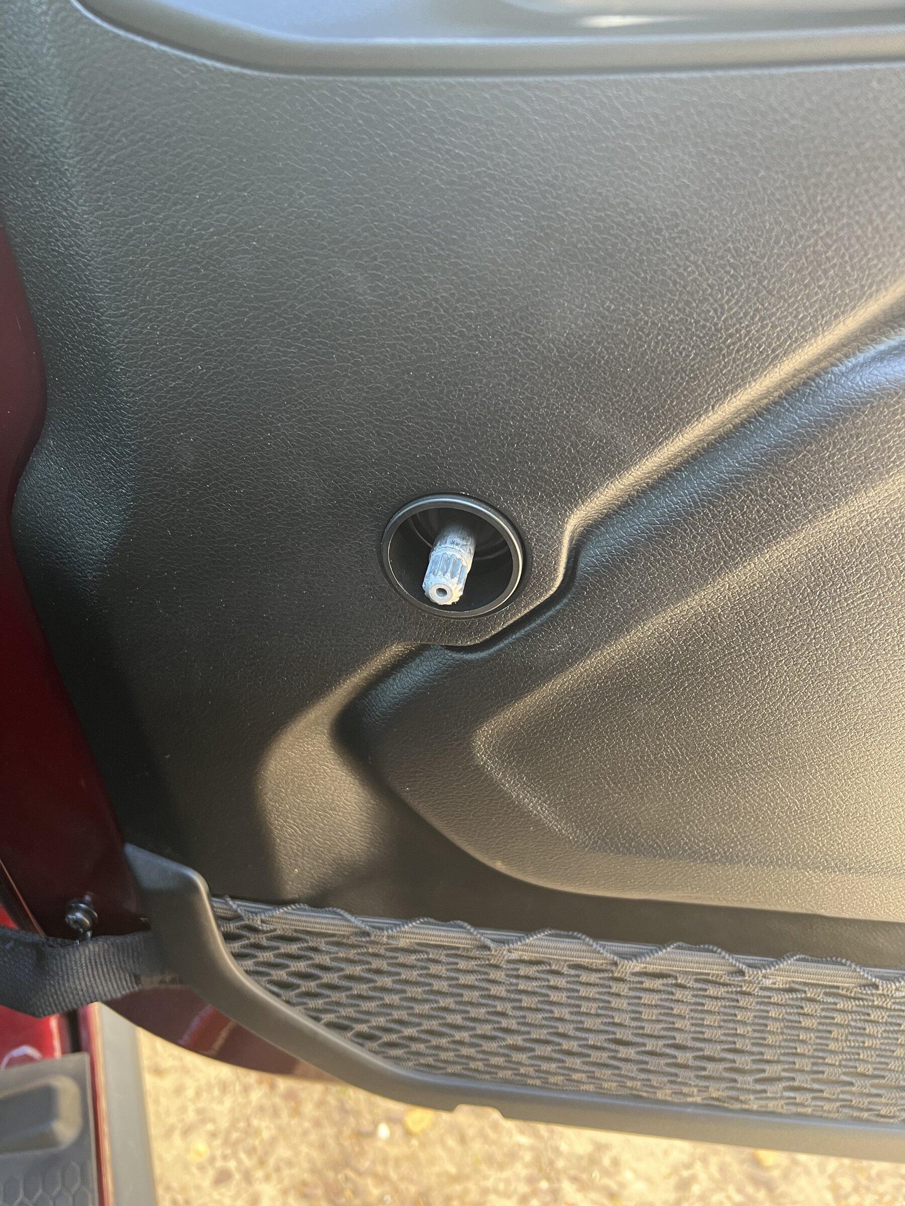 Jeep Gladiator De-Power door and installing Paracord door straps B47F52D3-DDF0-4B64-B85E-8EFC086D5EC1