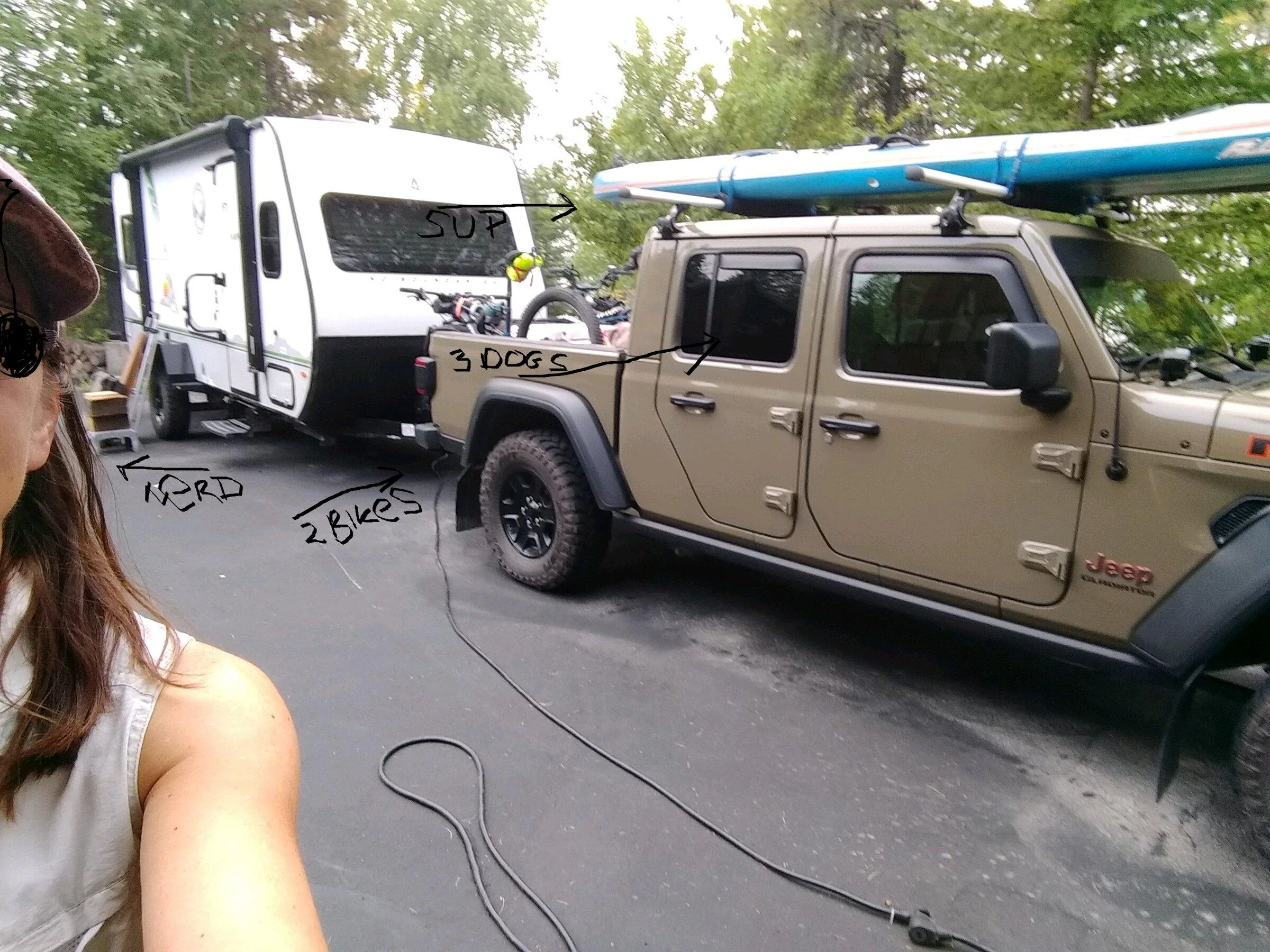 Jeep Gladiator Rain gutter rack successfully carries 2x 10ft kayaks on highway 8AF7A3AB-8268-4FCA-A5E6-3944C9F96CDC