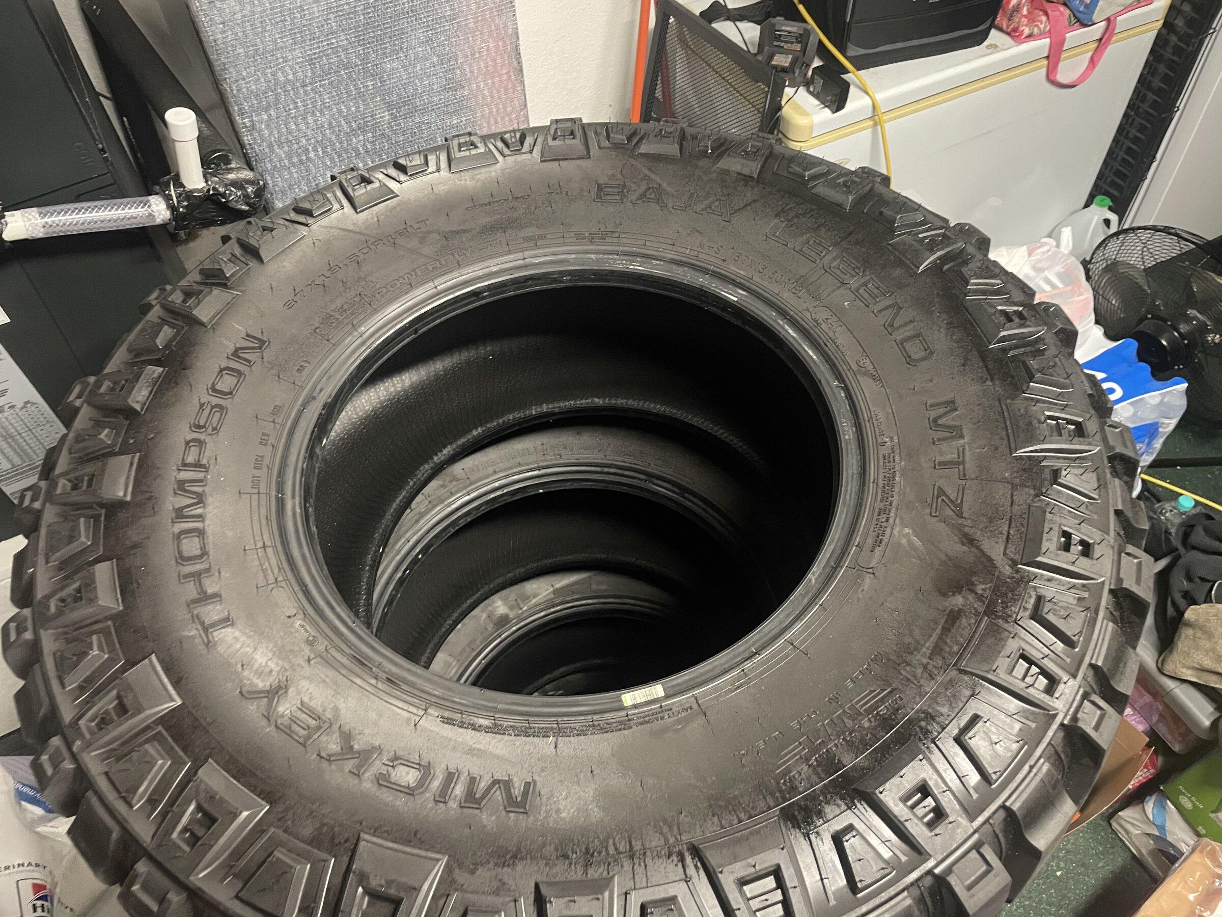 Jeep Gladiator 37s Mickey Thompson E8984ECA-DD71-4DD7-AF16-F787D1BCF08C