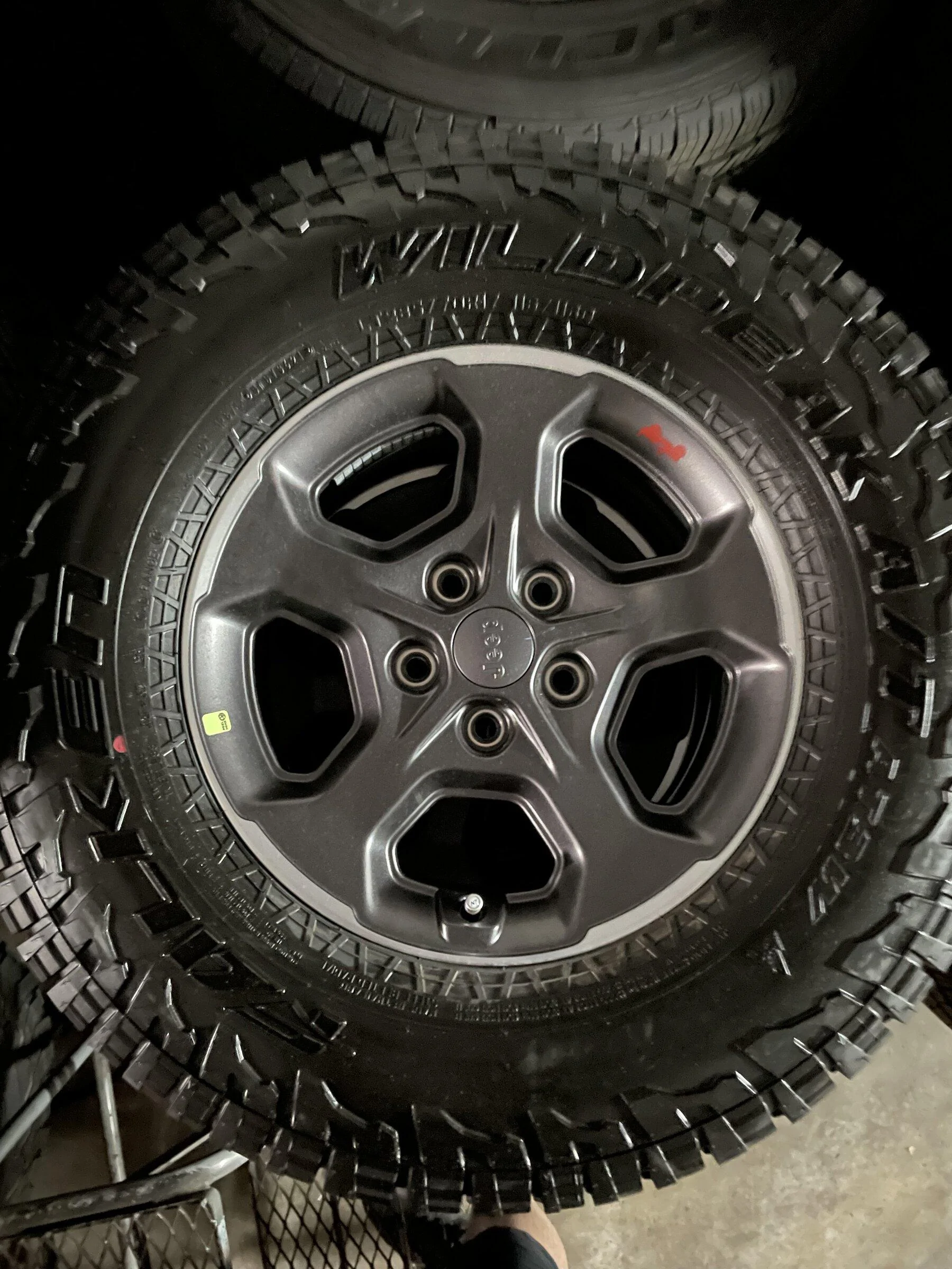 Jeep Gladiator x4 Gladiator Rubicon Wheels/Tires - NEW IMG_1784
