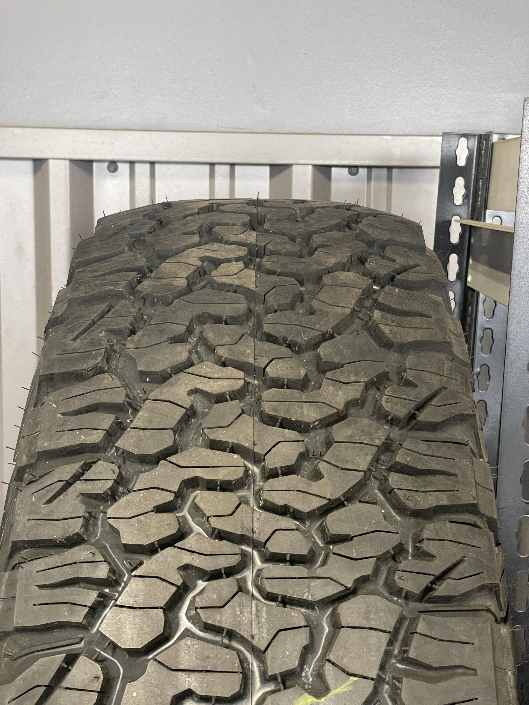 Jeep Gladiator 5 like new BF KO2 37x12.50 R17 67A73B6D-56AD-422A-9D50-F52177C952FE