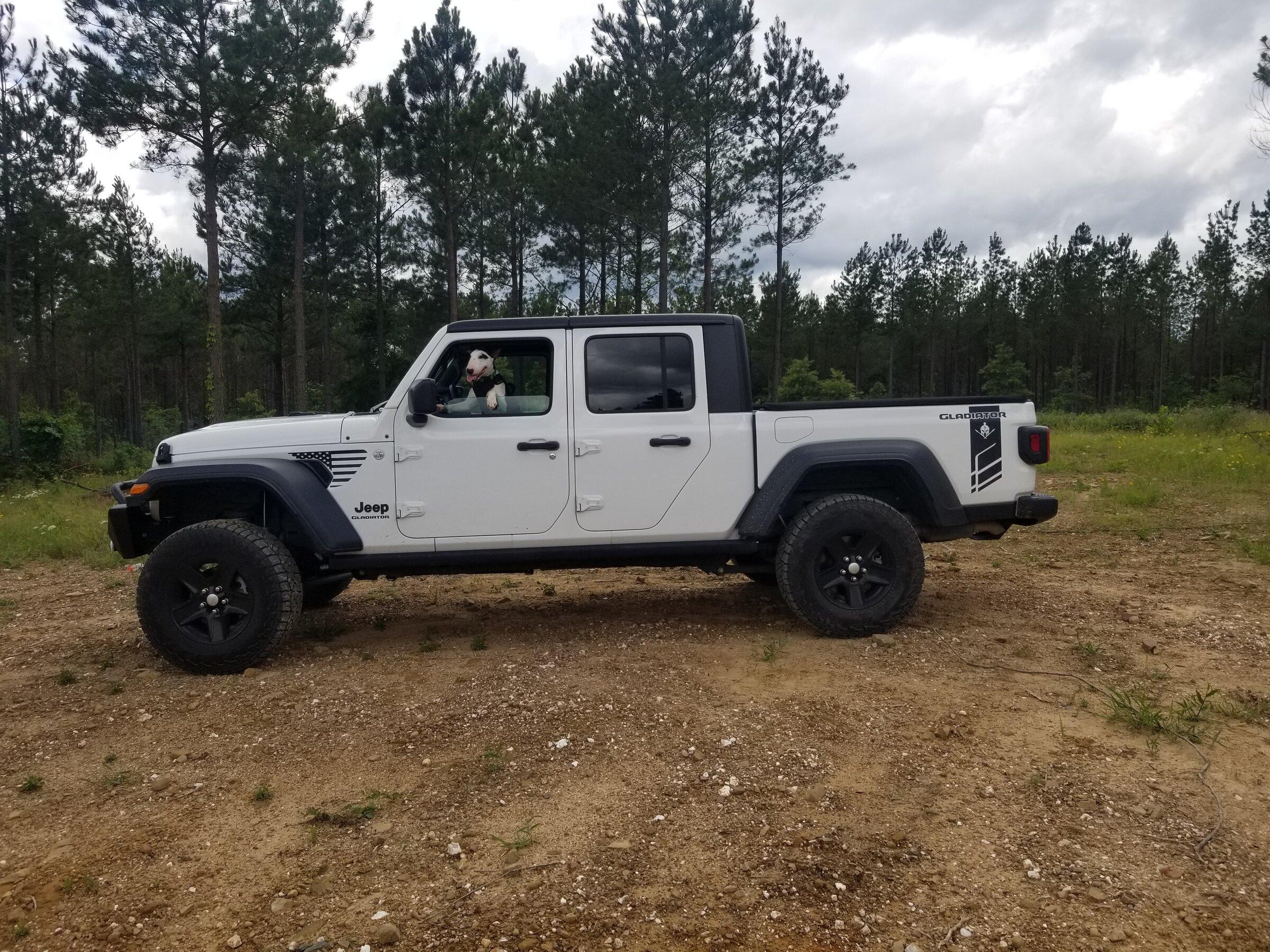 Jeep Gladiator How long have you owned your Gladiator? Still Love it? 20220525_134013