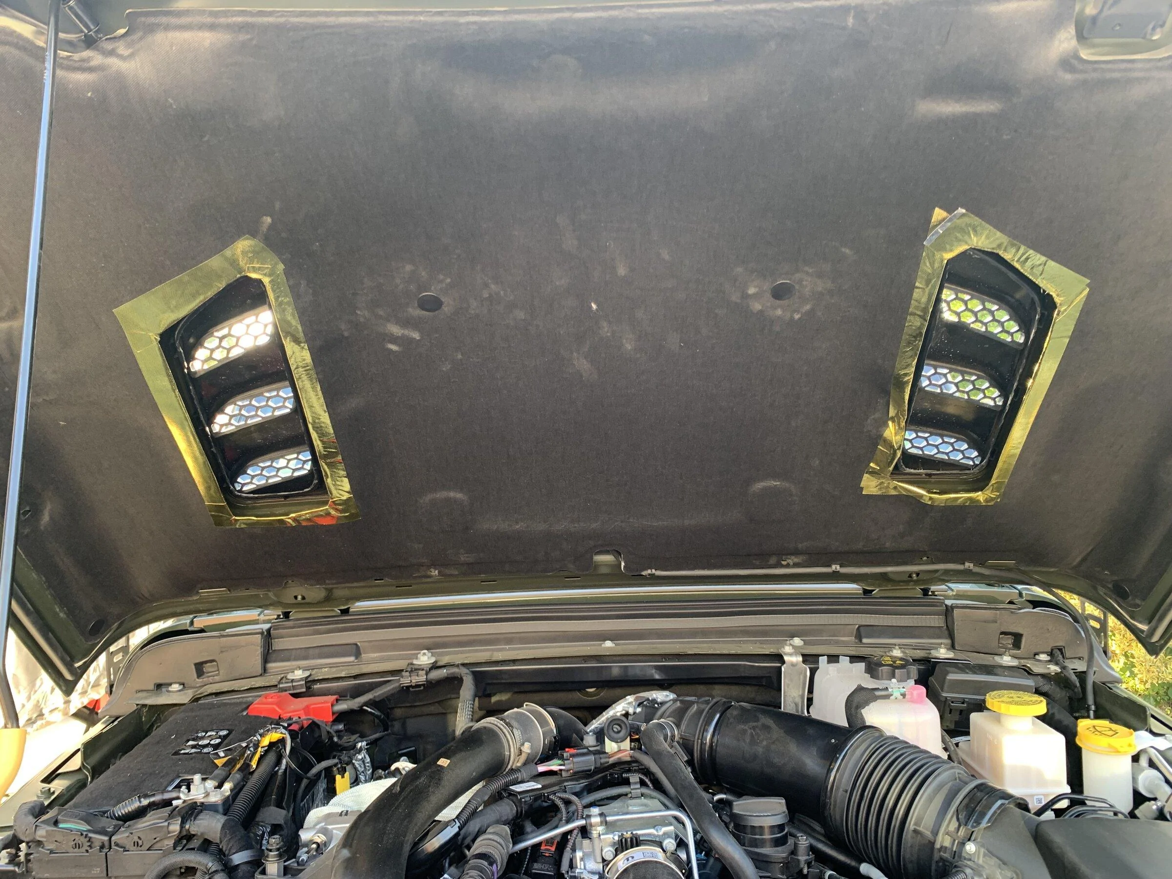 Jeep Gladiator open hood vents anyone? IMG_5222