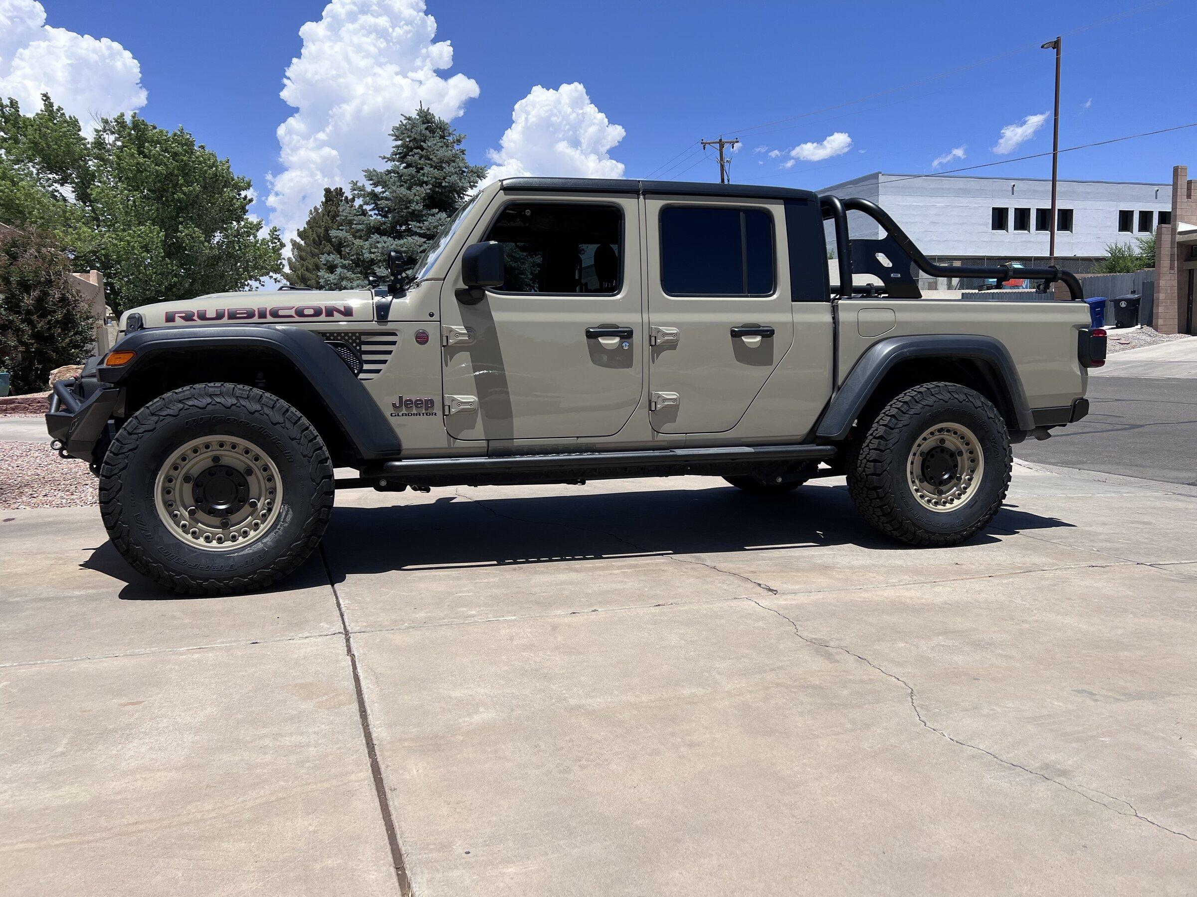 Jeep Gladiator New shoes on the Gladiator BC25B54B-EBBB-44AB-9F89-361102168F17