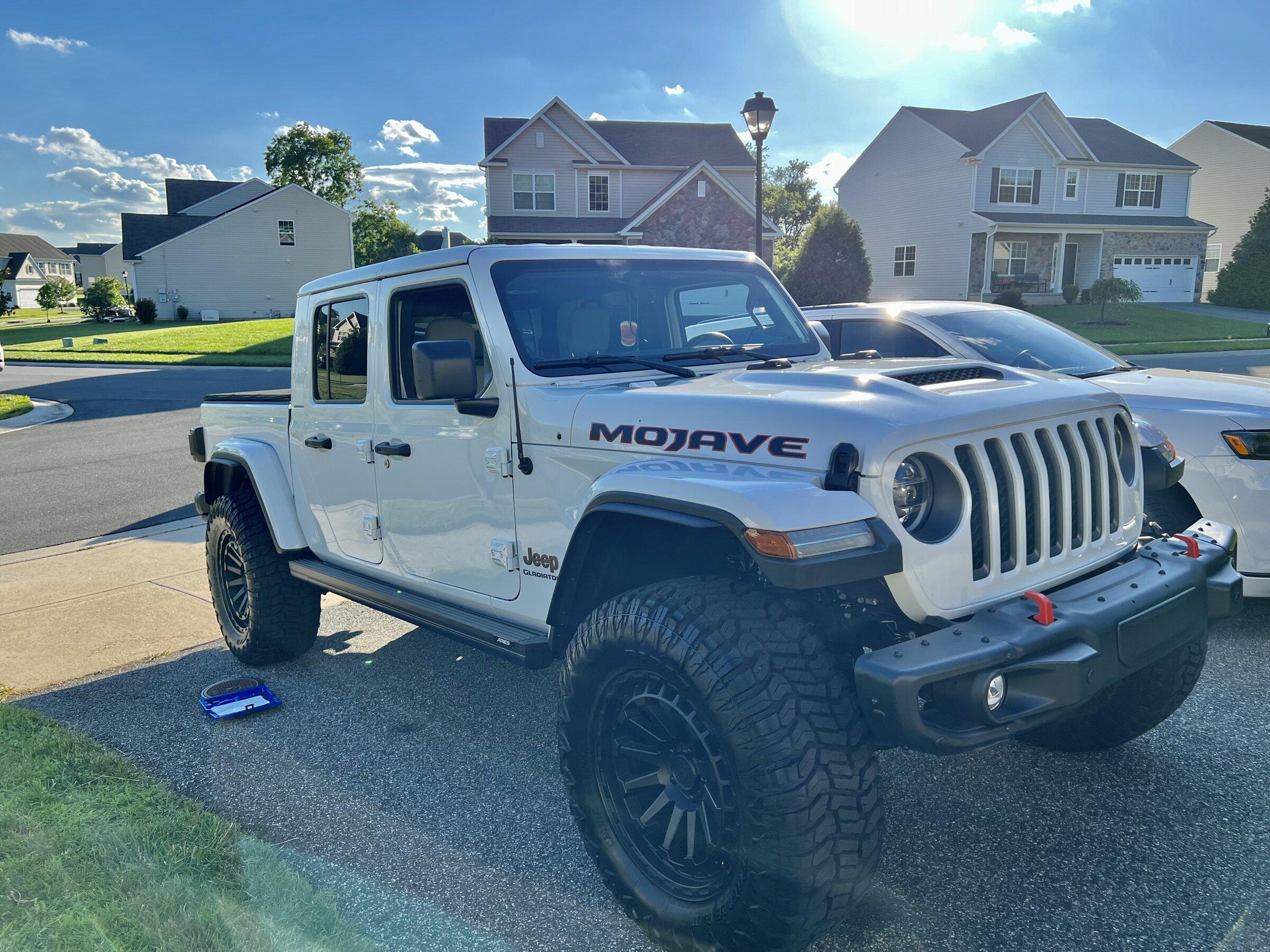 Jeep Gladiator Anyone installed Xtreme Recon Fenders on JT? FAF1A73F-0829-44B1-86D7-46226B760363