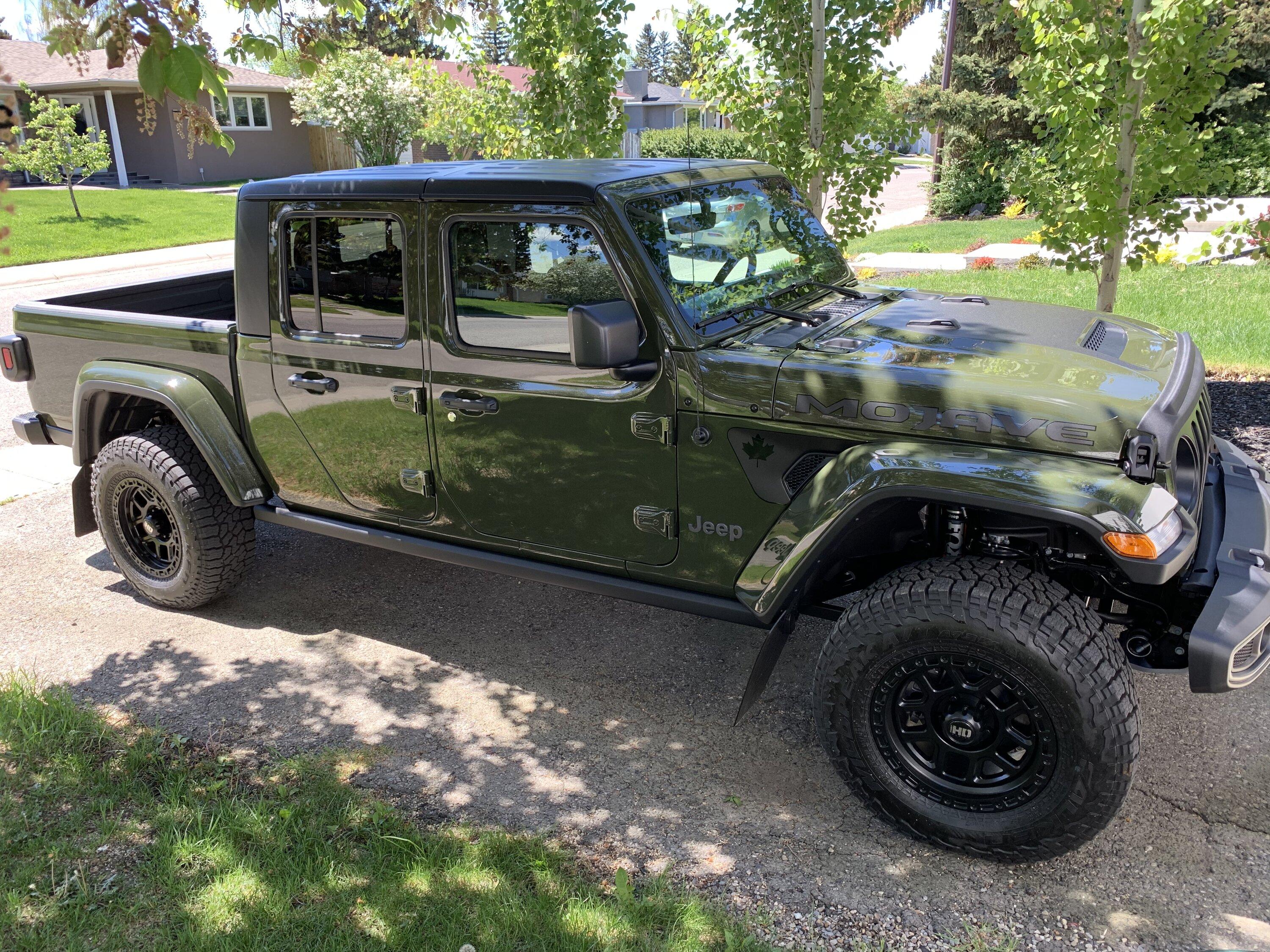 Jeep Gladiator MOJAVE Edition Gladiator JT Club 6A234E6B-3781-4D4E-88B0-03EAB53BCCBF