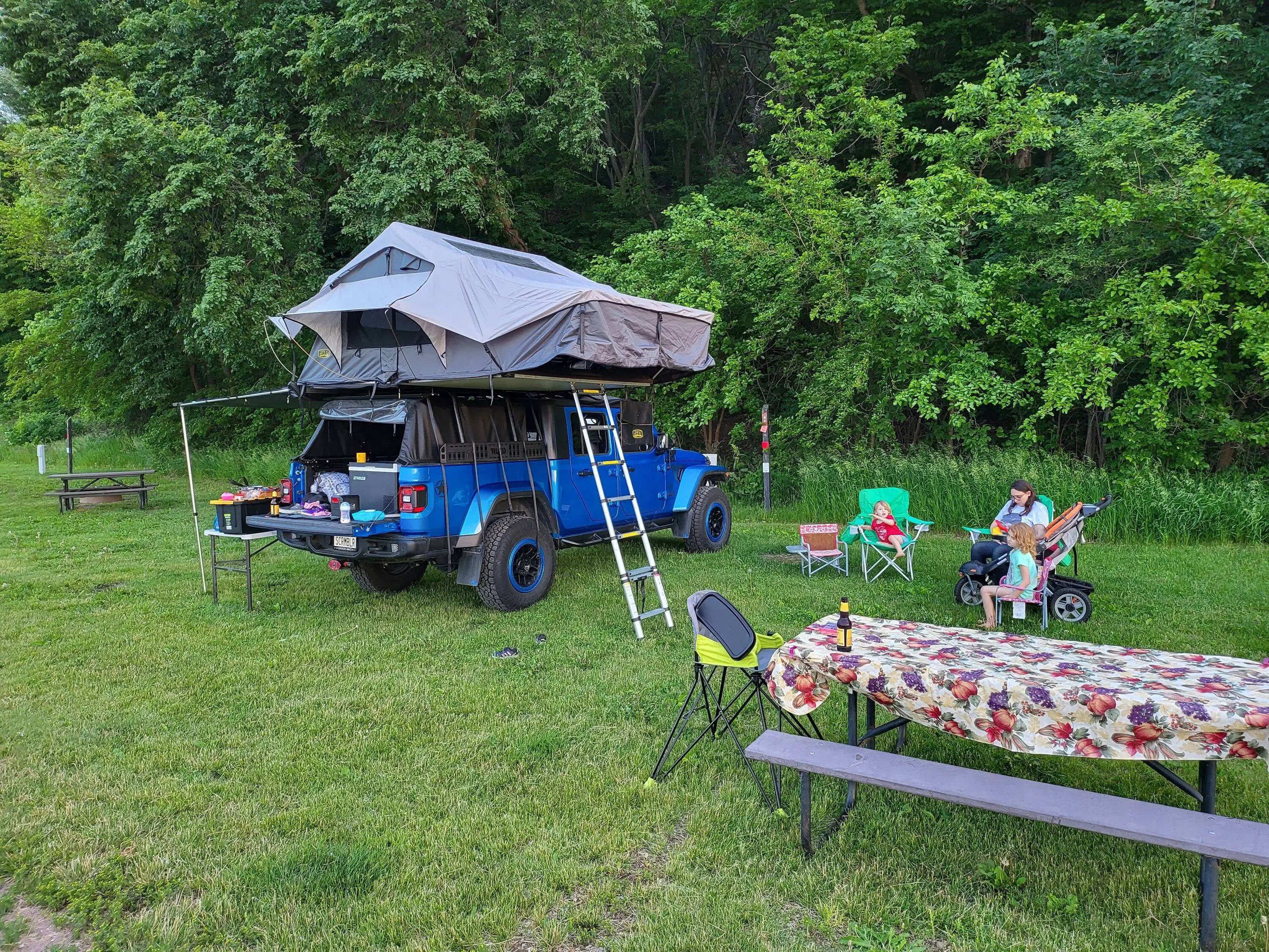 Jeep Gladiator Camping with your Gladiator 20220610_204853