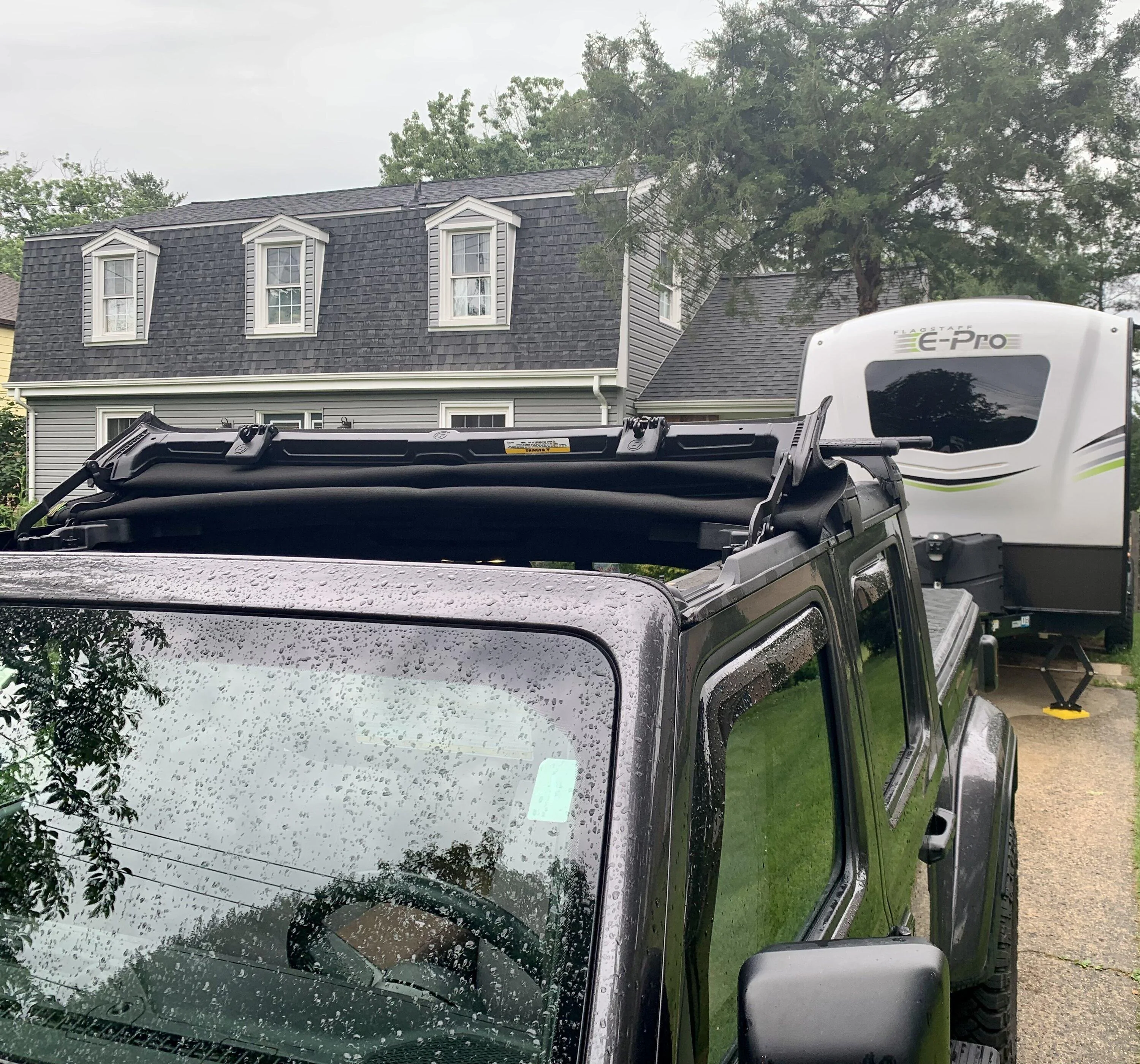 Jeep Gladiator Mopar Roof Rack + Besttop Sunrider IMG_2794
