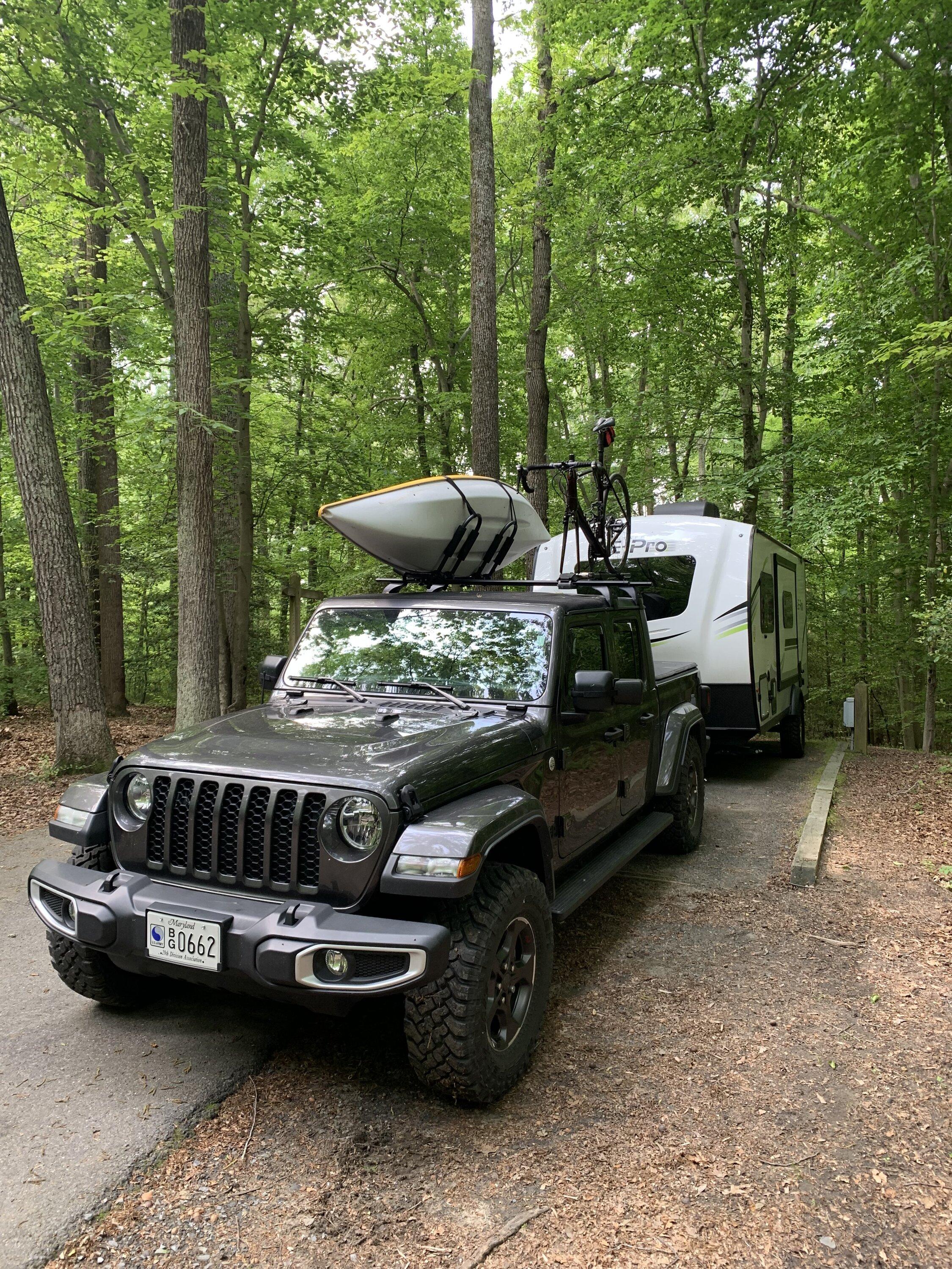 Jeep Gladiator Mopar Roof Rack + Besttop Sunrider IMG_2461