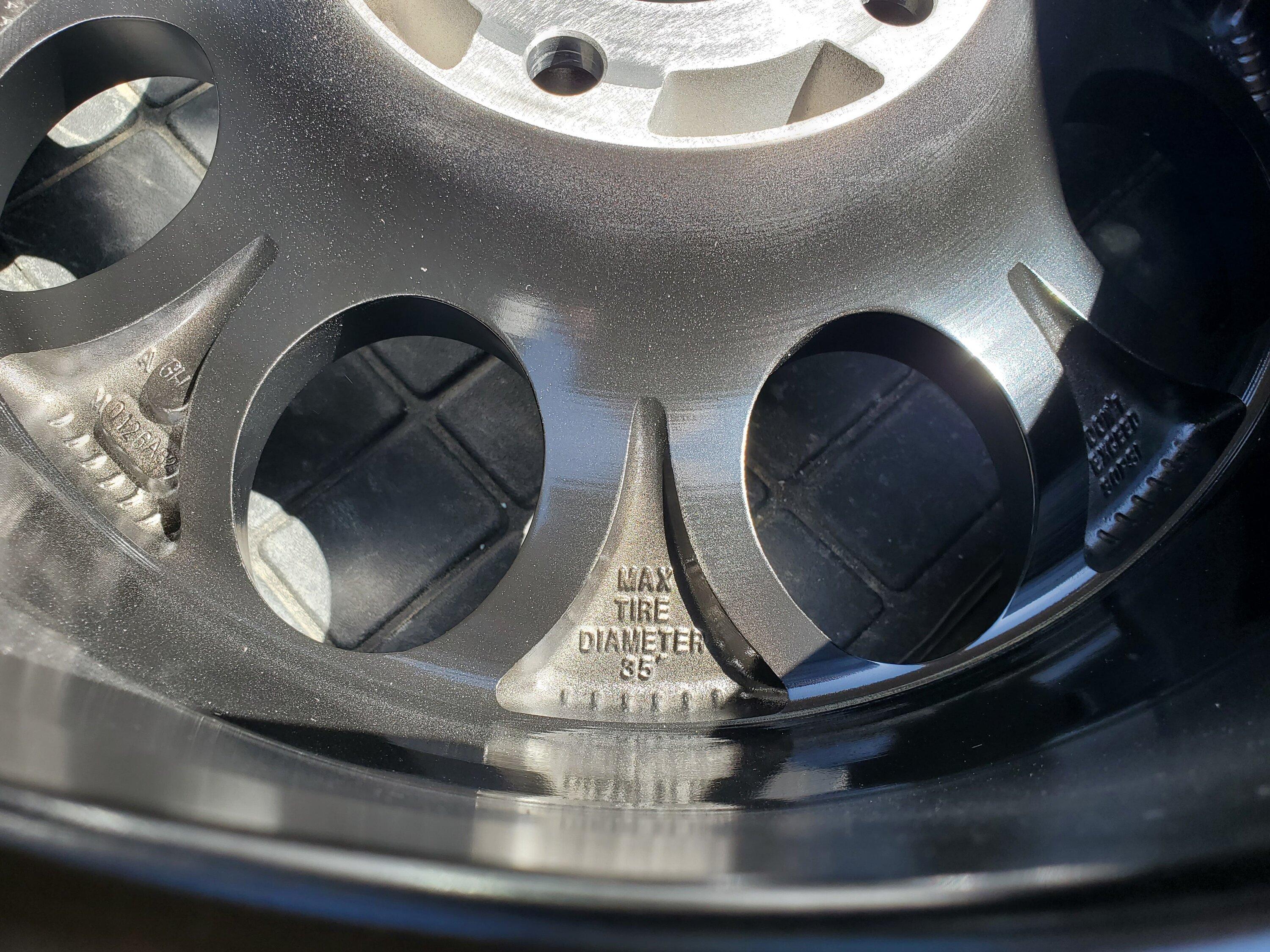 Jeep Gladiator Need help with wheels for 37's MT wheel