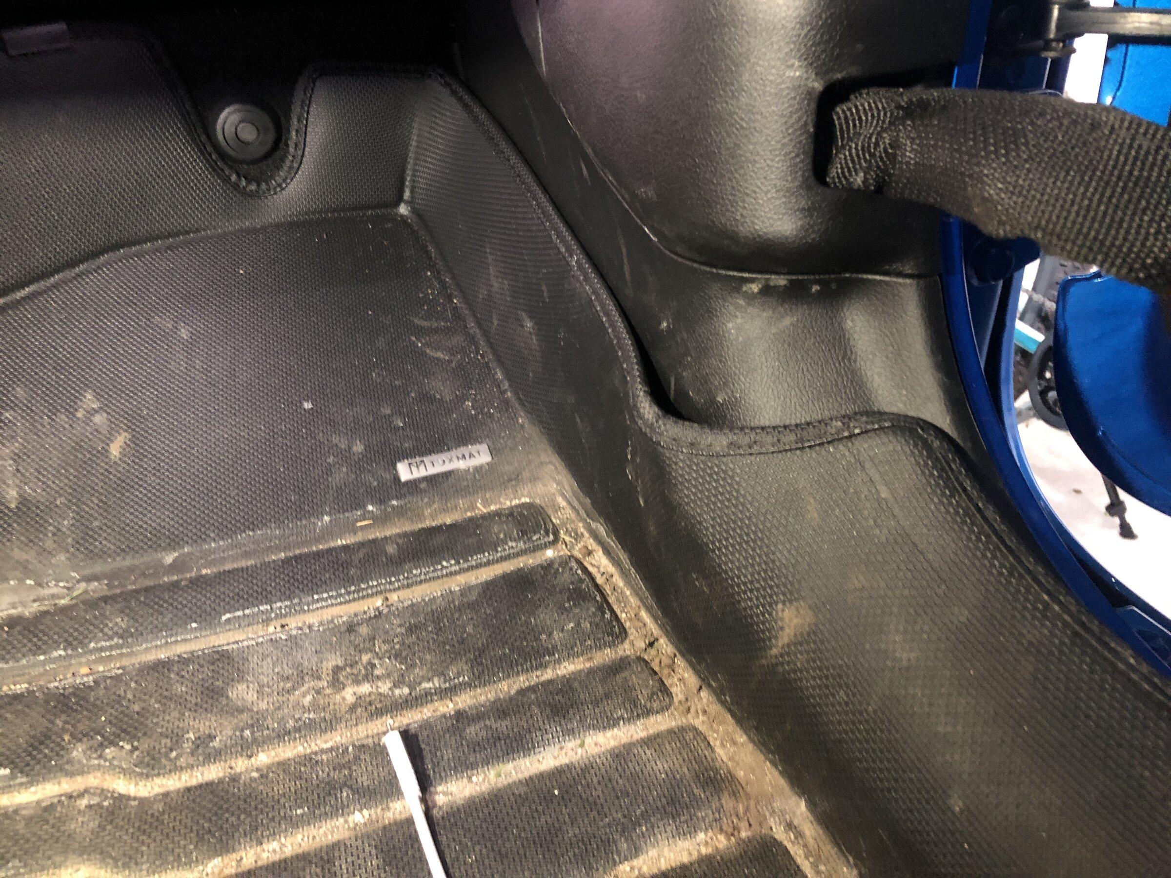Jeep Gladiator ArmorLite Flooring. Is it a worth wild mod? Tuxmat2
