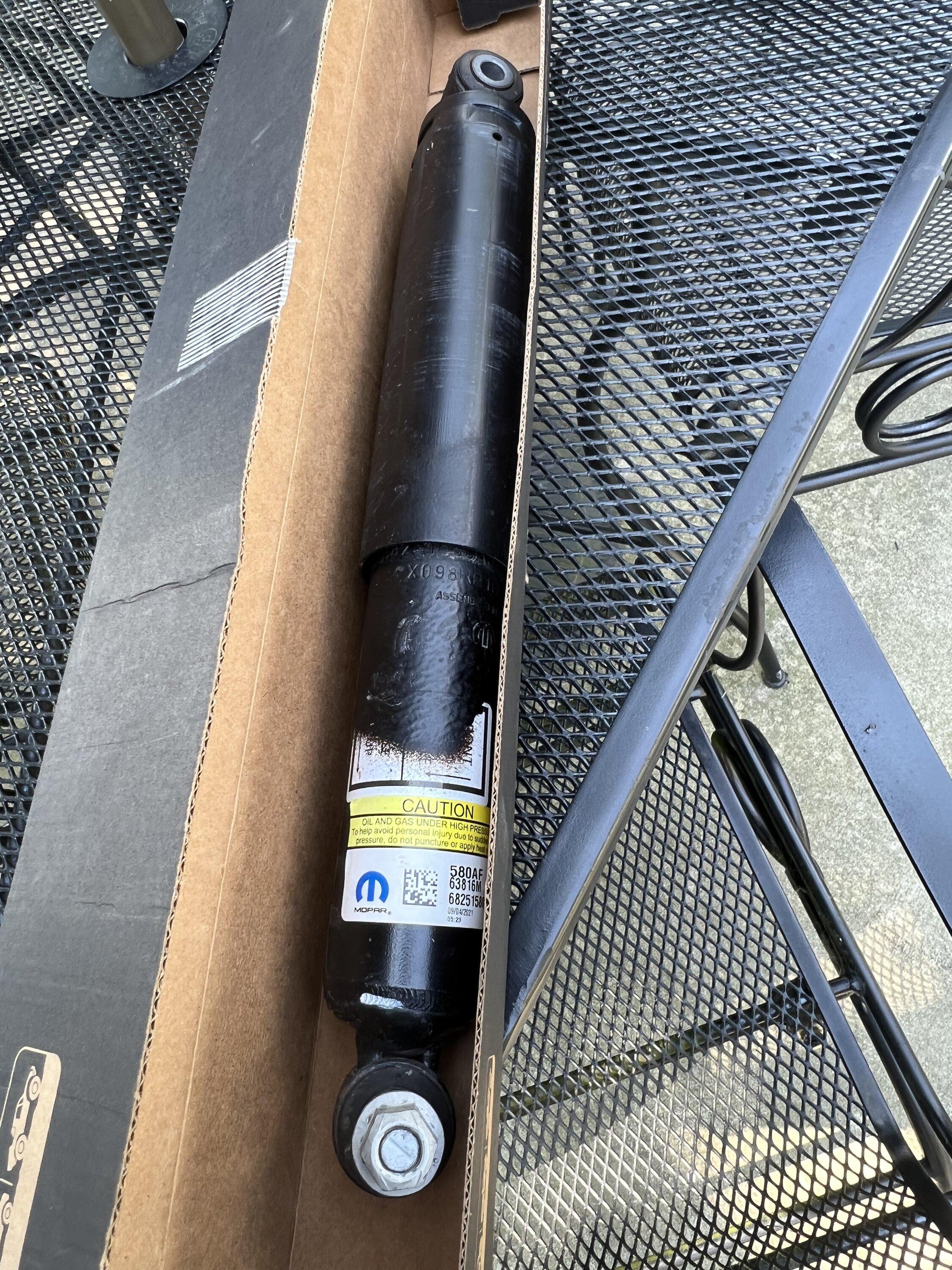 Jeep Gladiator Still available: Max tow shocks & stabilizer $125-OBO 4313436A-7D5C-4C3B-BFFC-FAD456183847
