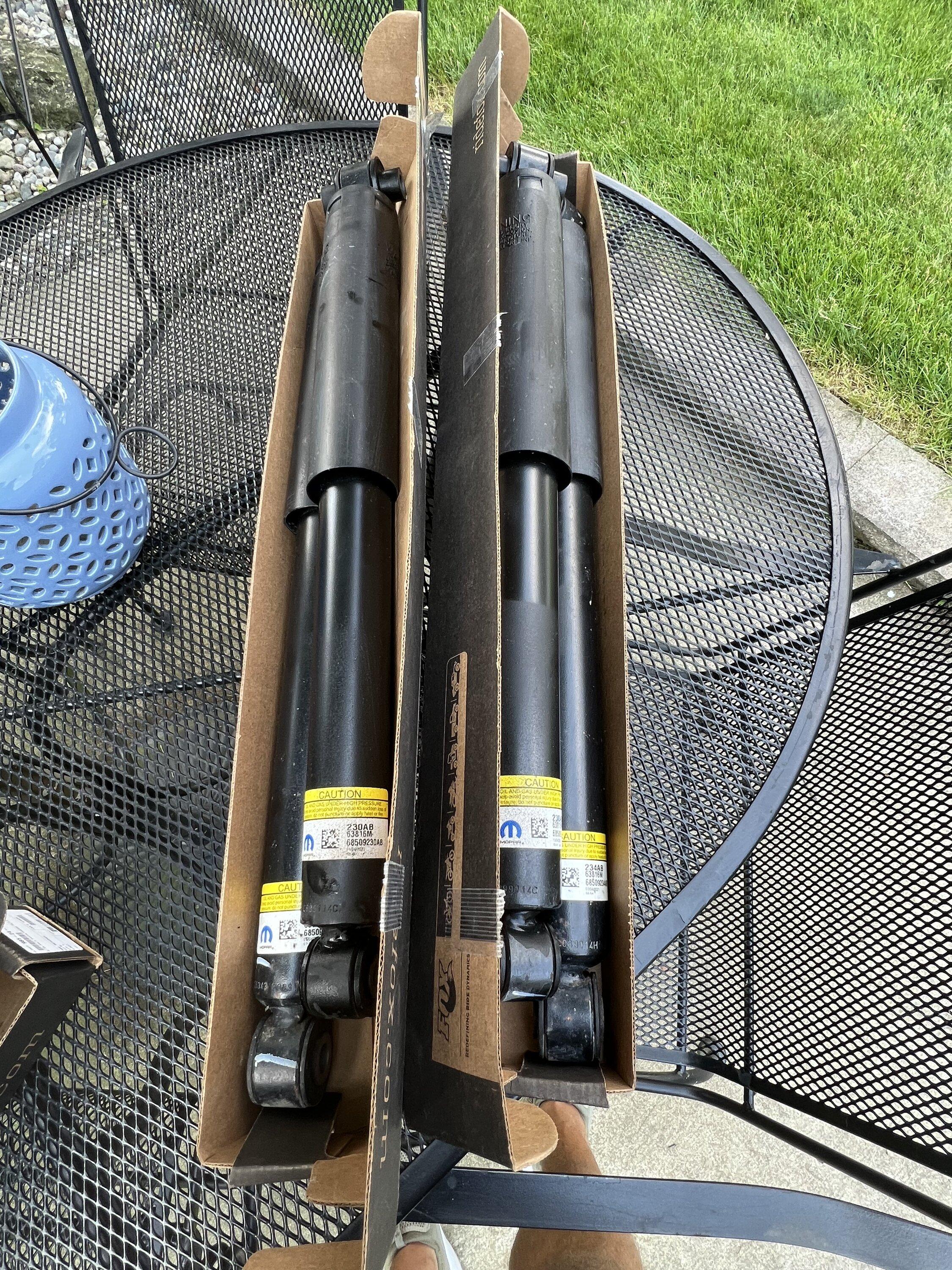 Jeep Gladiator Still available: Max tow shocks & stabilizer $125-OBO 32E04018-04B7-412A-8A1E-FA92901F9389