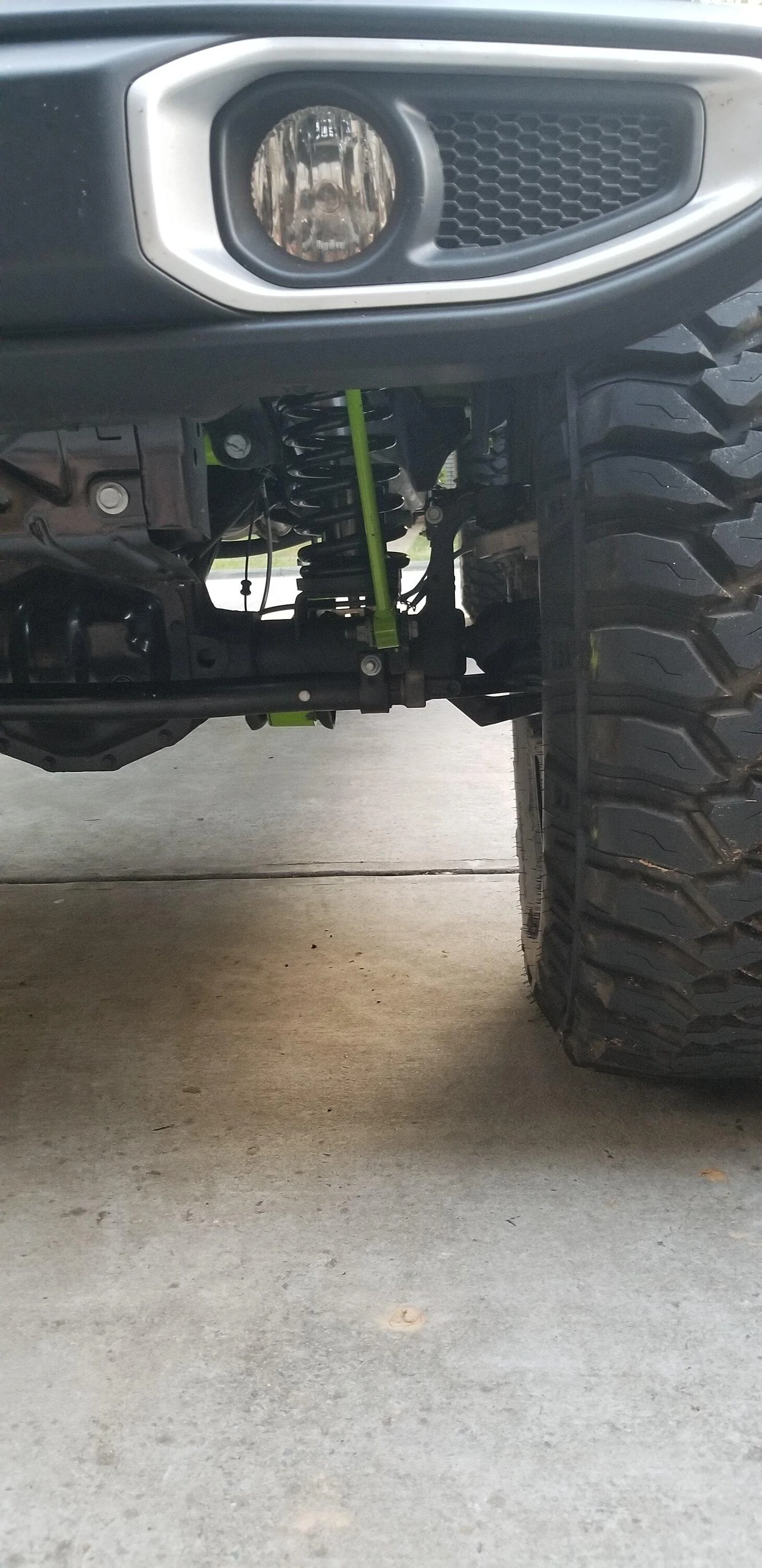 Jeep Gladiator Tires rubbing on new control arms. 20220612_200905