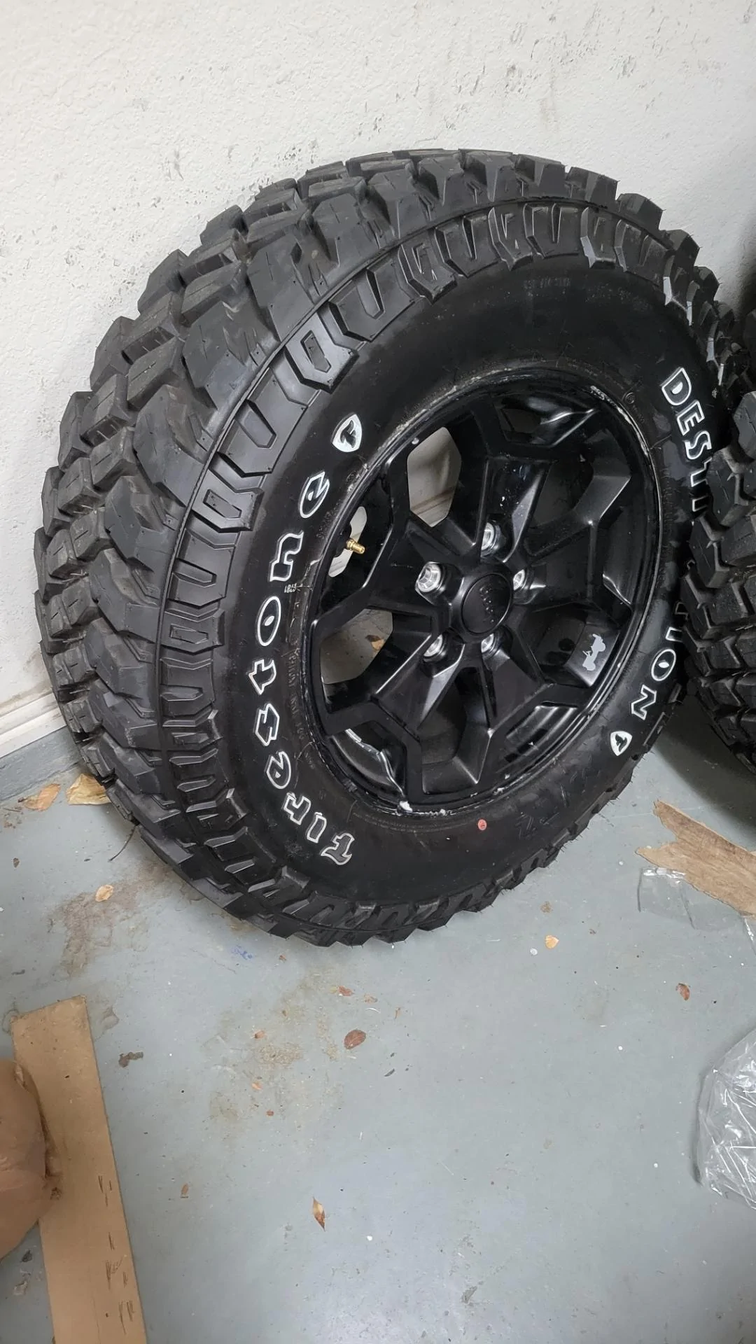 Jeep Gladiator New Stock Wheels/Tires from Jeep Gladiator Texas Trail $800 Resized_20220613_105251