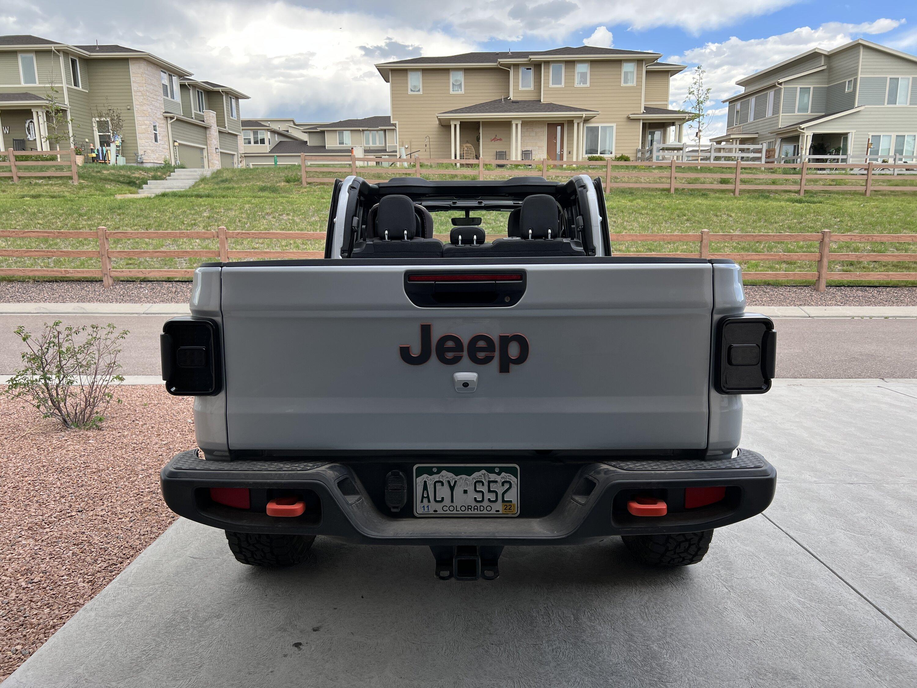 Jeep Gladiator SILVER ZYNITH Gladiator JT Club IMG_5397.JPG