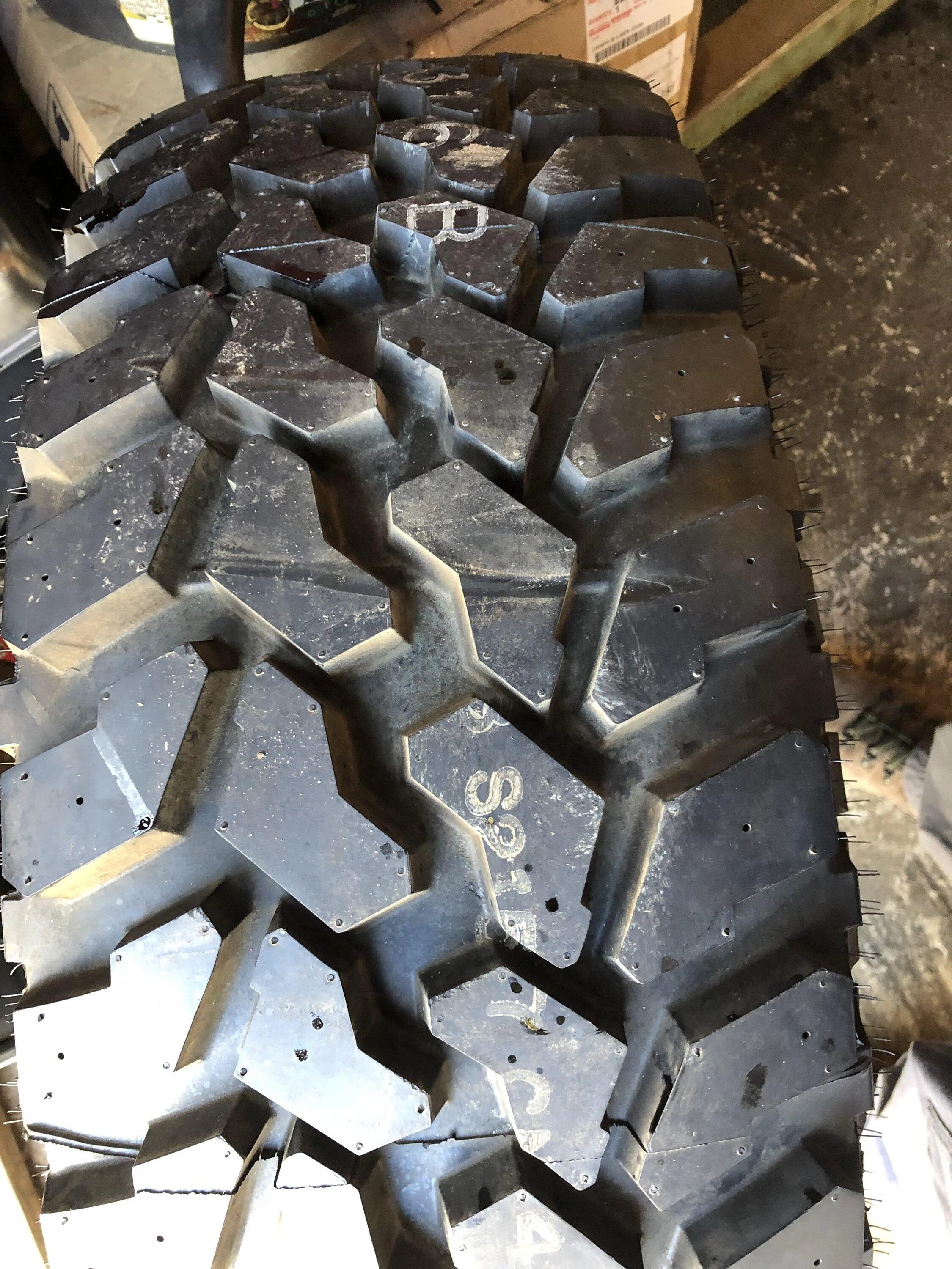 Jeep Gladiator One 315x75R16 mounted on a JK 16” steel factory rim D6760FC0-BC23-40F3-9701-8BC18C333B8D