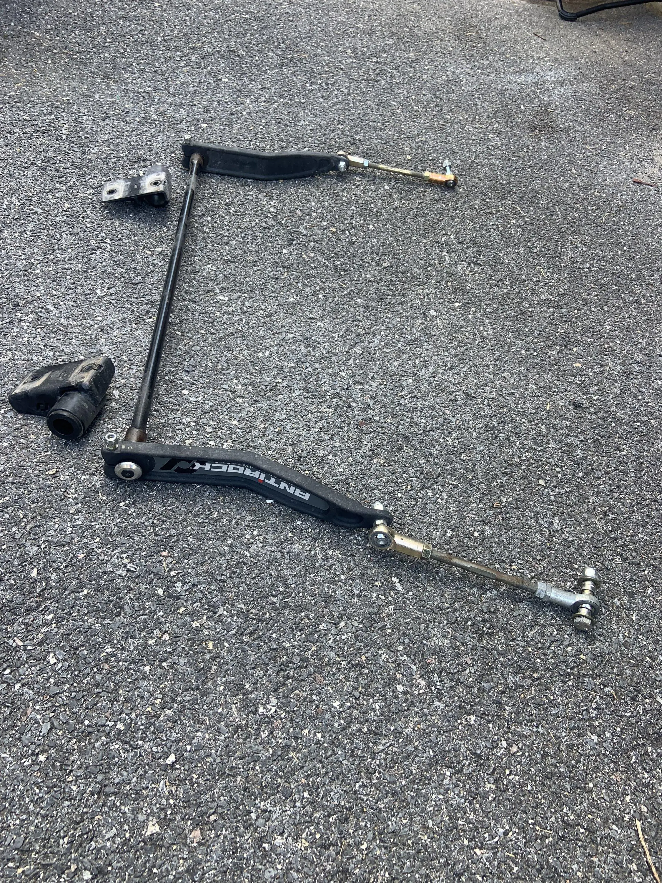 Jeep Gladiator JT/JL Currie anti rock sway bar kit for sale 7B64BA52-2177-4A6A-BDA2-FB523016D38A