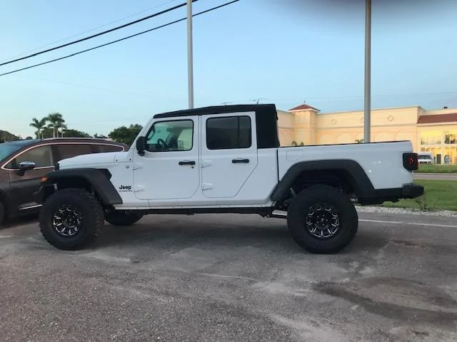 Jeep Gladiator BRIGHT WHITE Gladiator JT Club IMG_2771