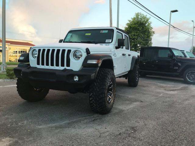 Jeep Gladiator BRIGHT WHITE Gladiator JT Club IMG_2772