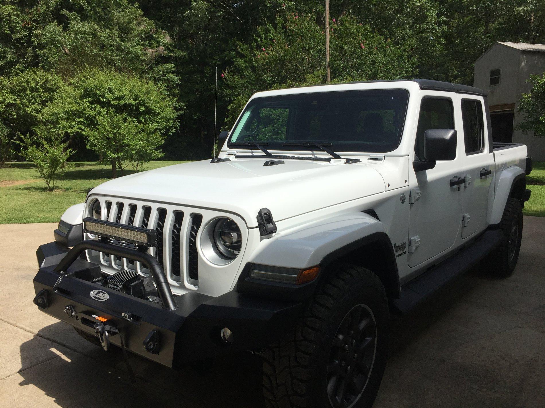 Jeep Gladiator BRIGHT WHITE Gladiator JT Club IMG_3265.JPG