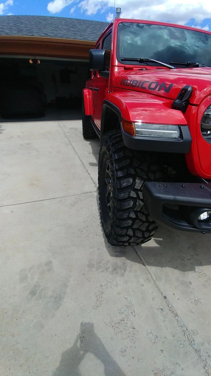 Jeep Gladiator FIRECRACKER RED Gladiator JT Club 0729191403c_HDR