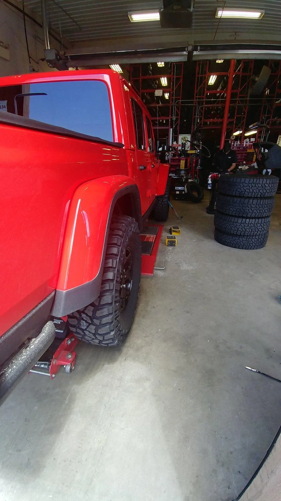 Jeep Gladiator FIRECRACKER RED Gladiator JT Club 0729191325_HDR