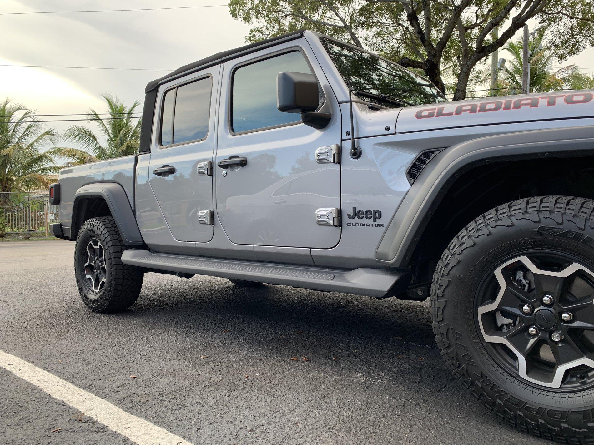 Jeep Gladiator Looking for Running Boards, Steps BABFB096-EC29-46A7-8543-7D4BA0E5A0C0