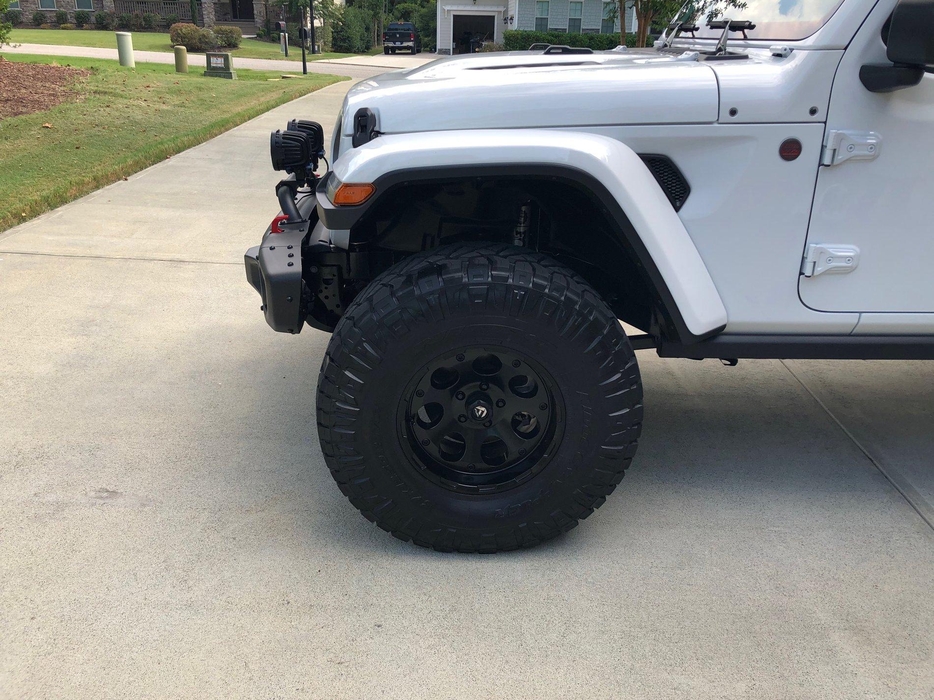 Jeep Gladiator Anyone else been followed to a stop yet? IMG-1494.JPG
