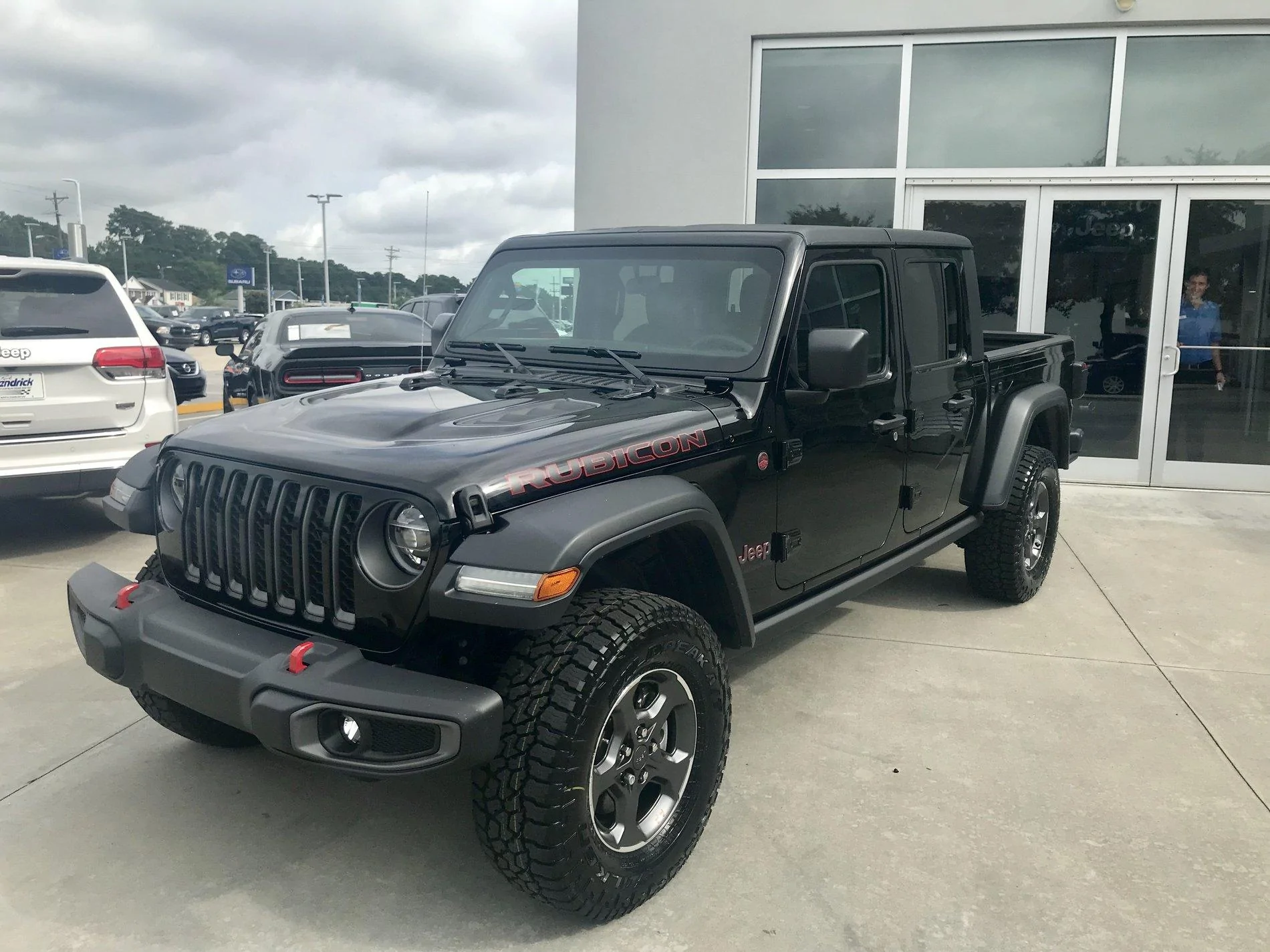 Jeep Gladiator Base Rubicon FDF6B09F-355A-47F7-9A75-E349B482E676