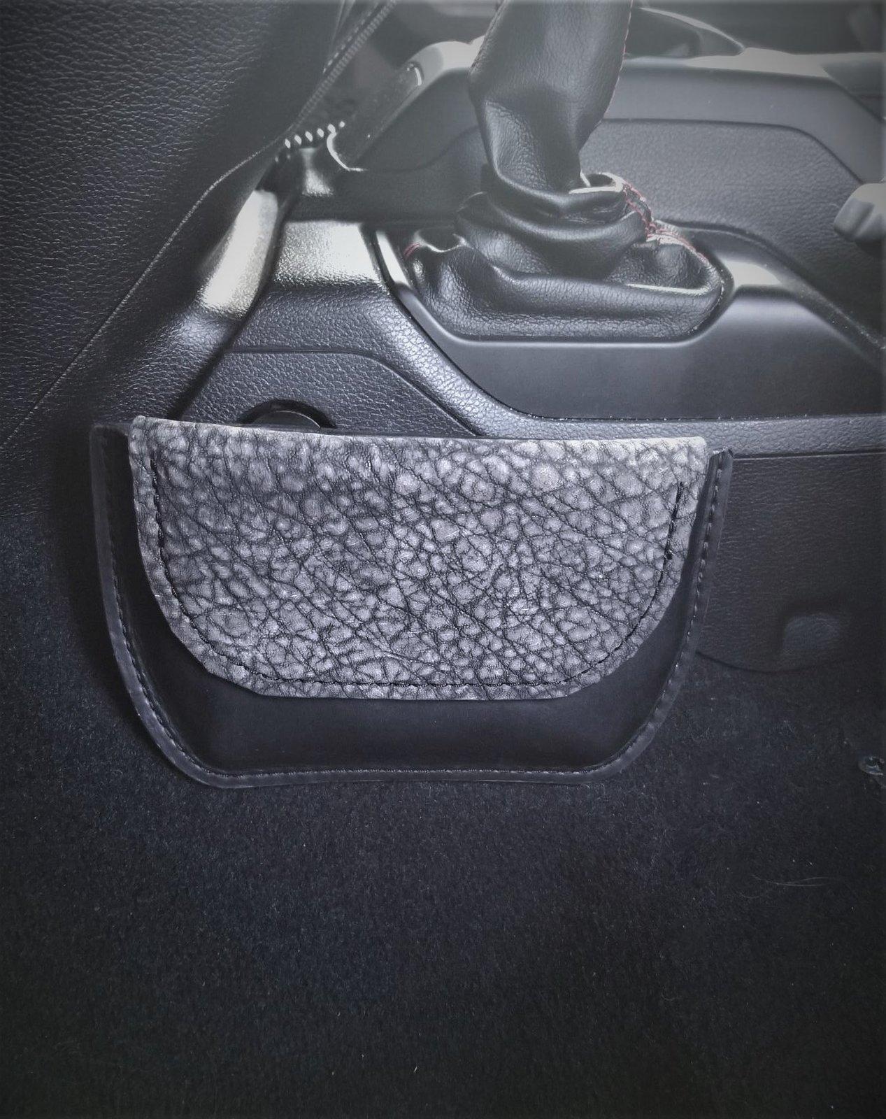 Jeep Gladiator JT Center Console Bags JL CCB Driver Mounted (2)