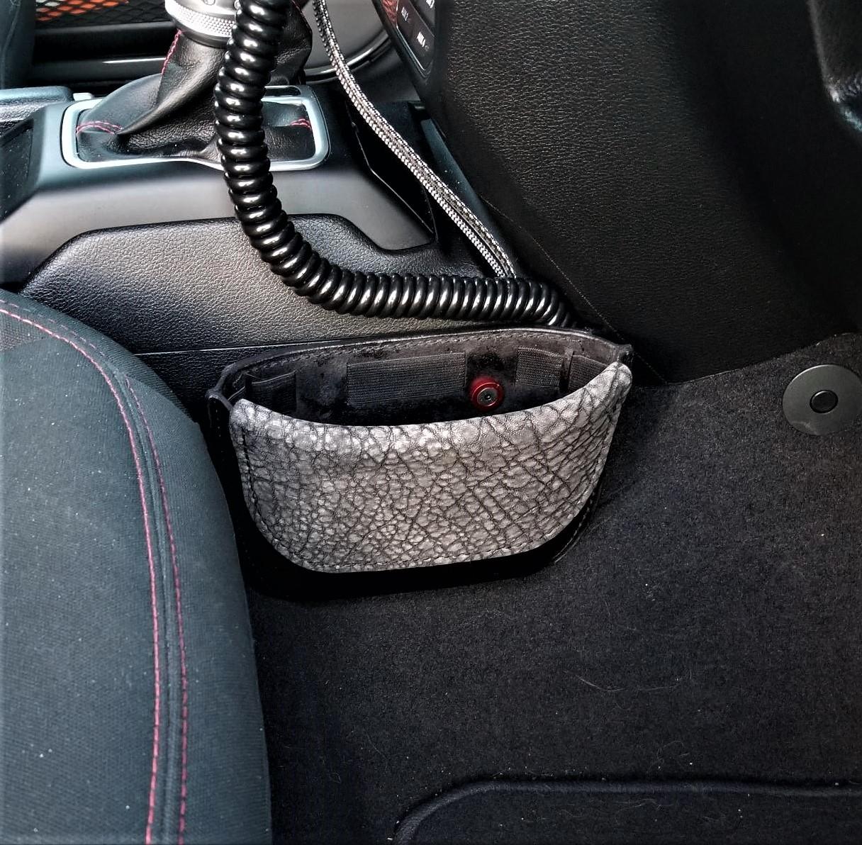 Jeep Gladiator JT Center Console Bags JL CCB Pass side mounted (2)