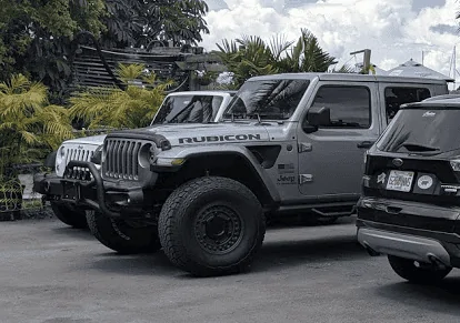 Jeep Gladiator Jeeps Parking Next To Jeeps upload_2019-8-3_14-36-44