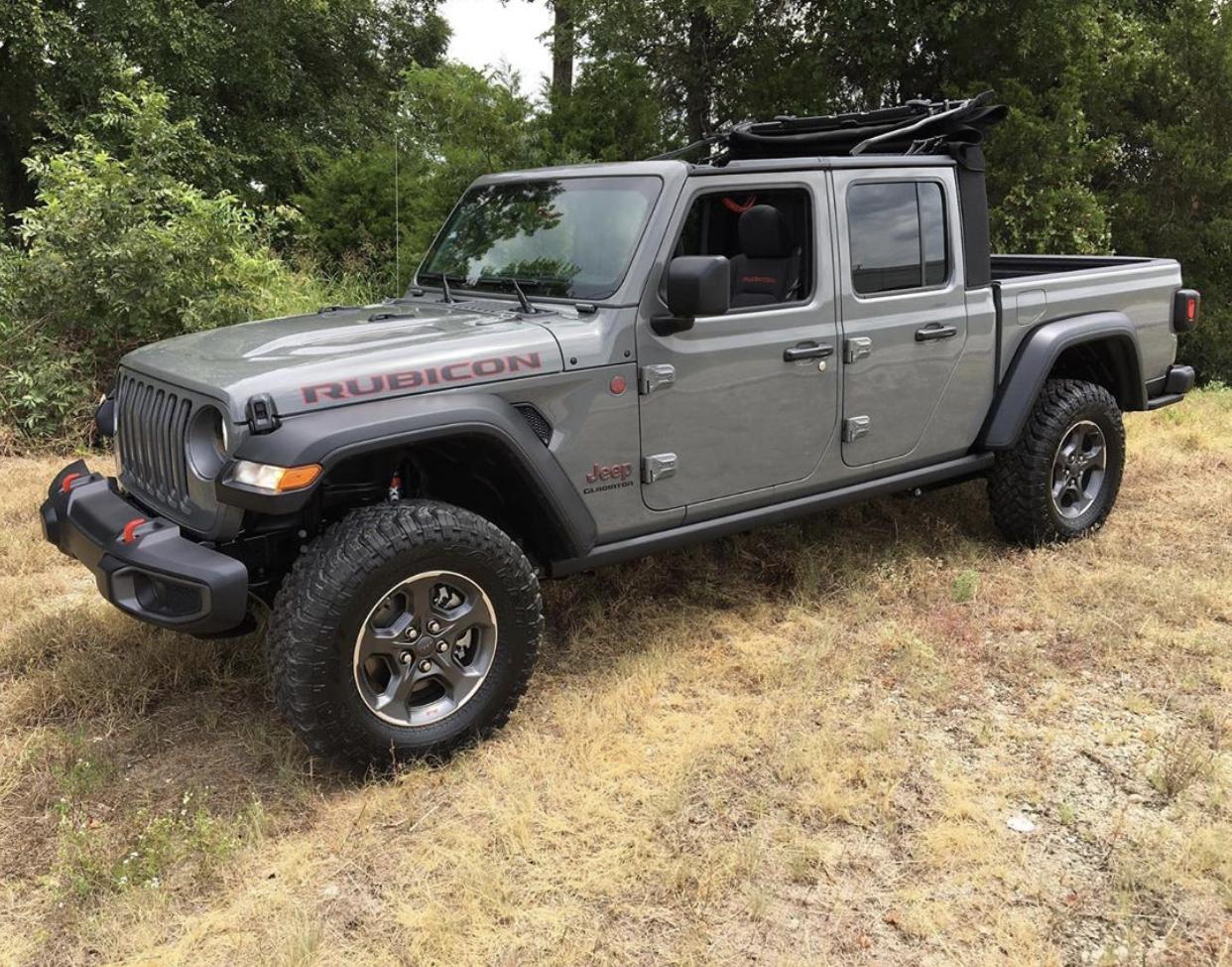 Jeep Gladiator STING GRAY Gladiator JT Club 81565F1E-4A71-4354-A861-E9CF7113EEB0