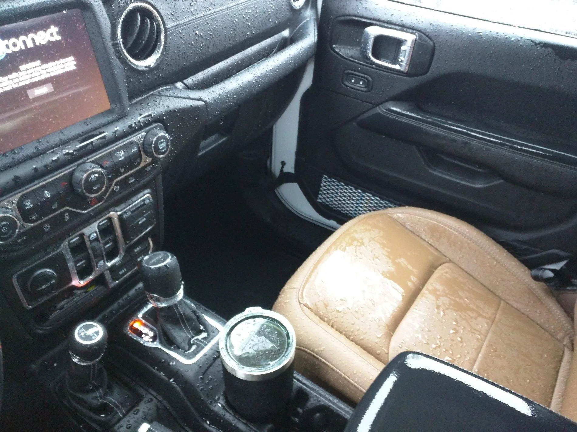 Jeep Gladiator Rain caught me with my freedom panels down... IMG_20190803_132156